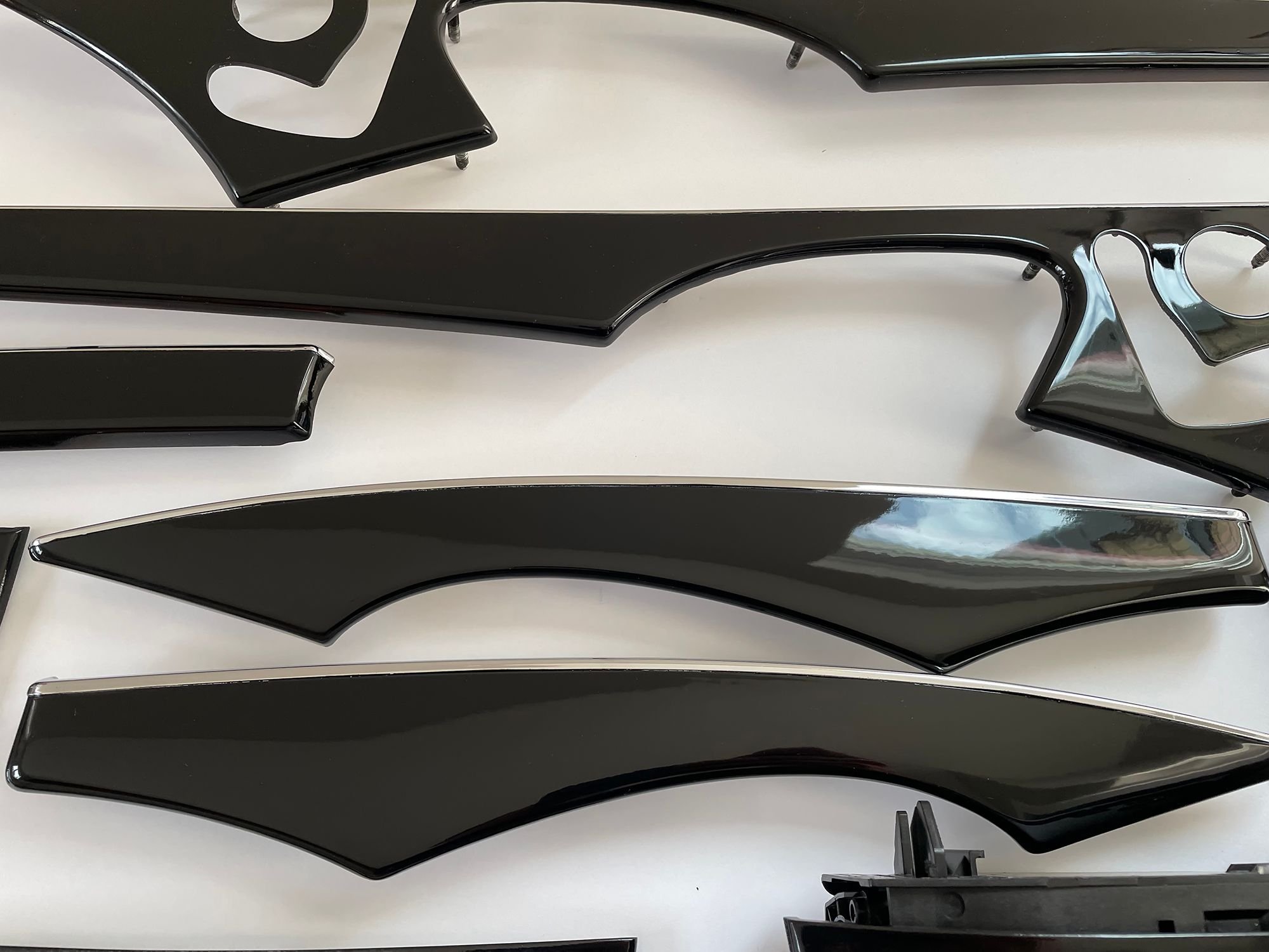 Interior/Upholstery - W211 Mercedes E320 E500 E55 custom interior trim set - Used - 2003 to 2005 Mercedes-Benz E55 AMG - 2003 to 2005 Mercedes-Benz E500 - 2003 to 2005 Mercedes-Benz E320 - Victoria, BC V9C0H6, Canada