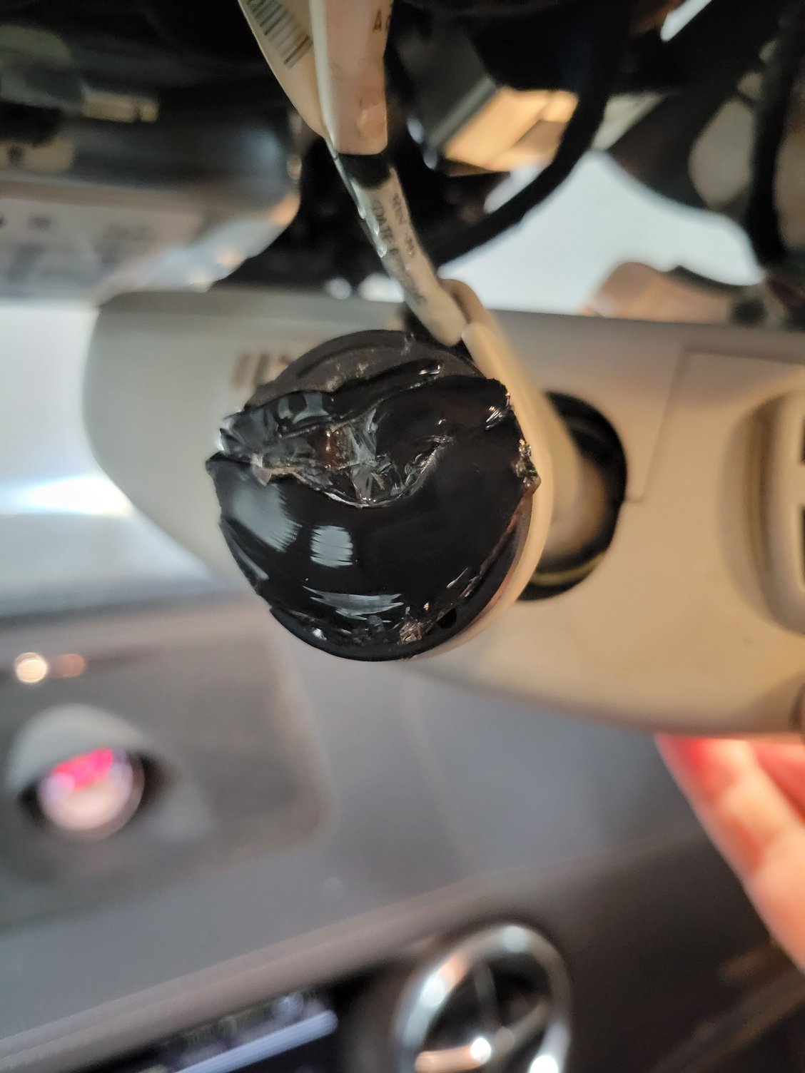 SL/R231 Rearview mirror fell off Forums