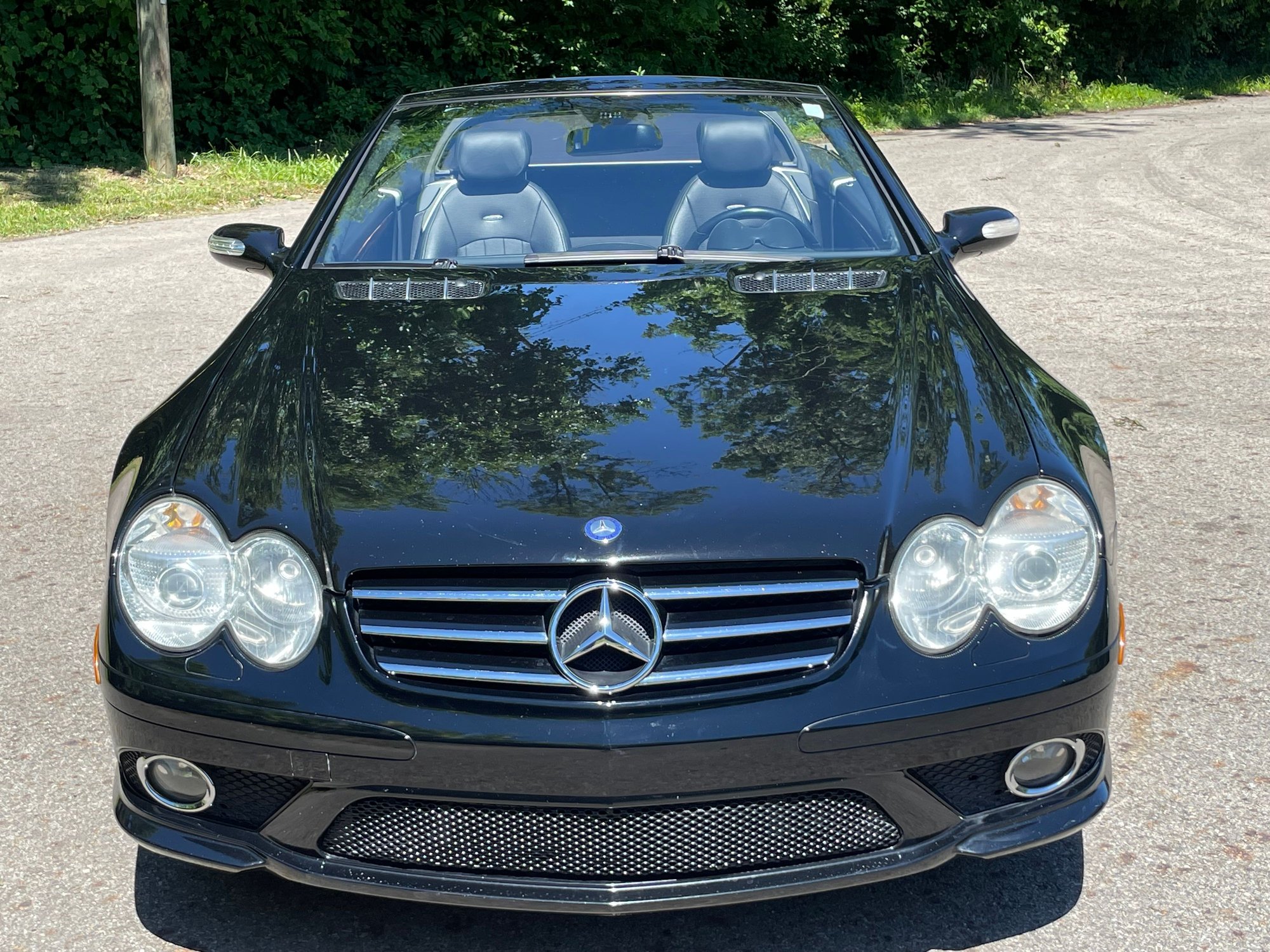 2007 Mercedes-Benz SL55 AMG - 2007 MERCEDES AMG SL55 $25K - Used - VIN WDBSK72F77F125175 - 93,727 Miles - 8 cyl - 2WD - Automatic - Convertible - Black - Columbus, OH 43219, United States