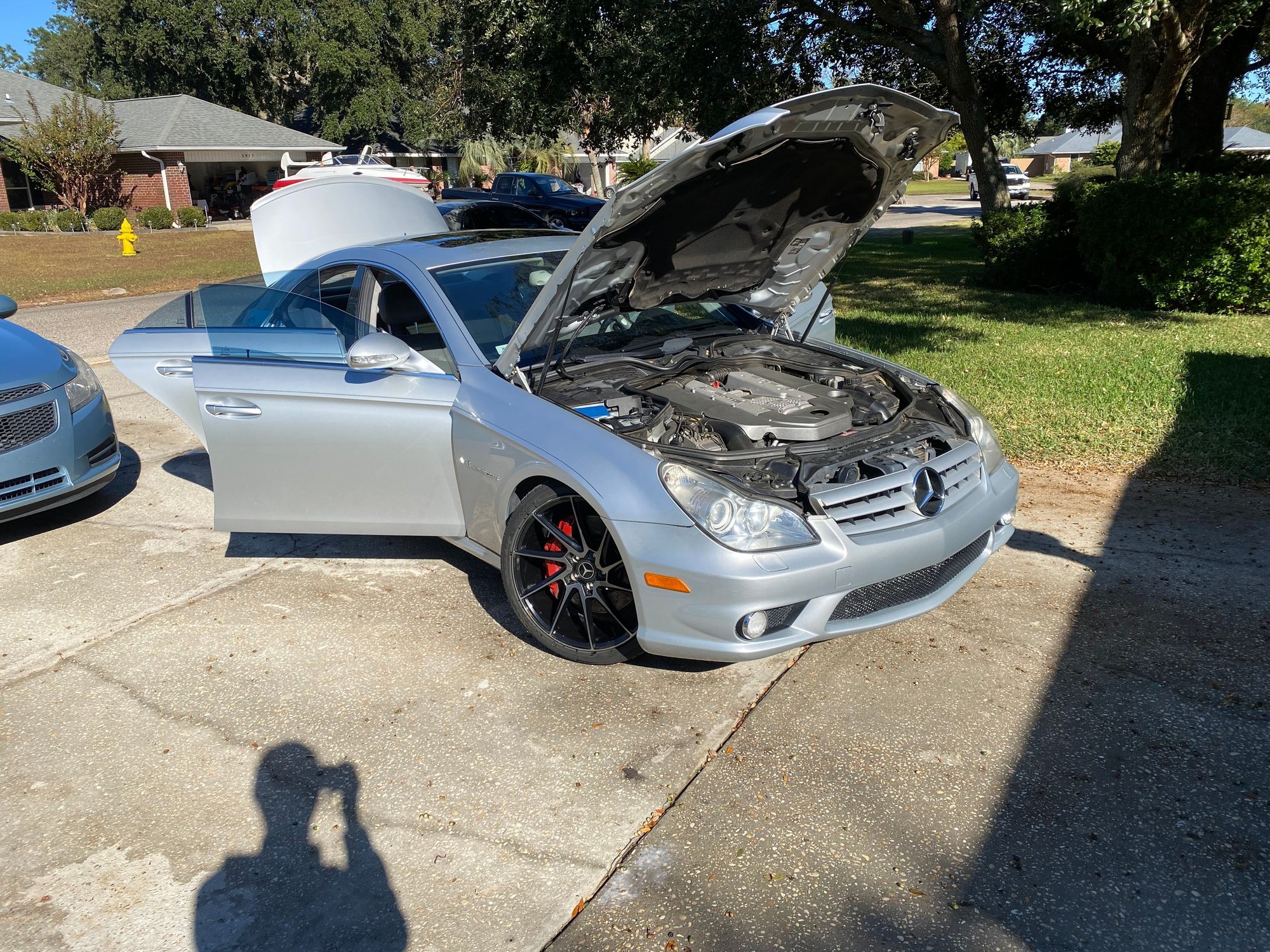 2006 Mercedes-Benz CLS55 AMG - 2006 Mercedes-Benz CLS-Class CLS AMG 55 - Used - VIN wdddj76x16a055240 - 91,500 Miles - 8 cyl - 2WD - Automatic - Sedan - Silver - Navarre, FL 32566, United States