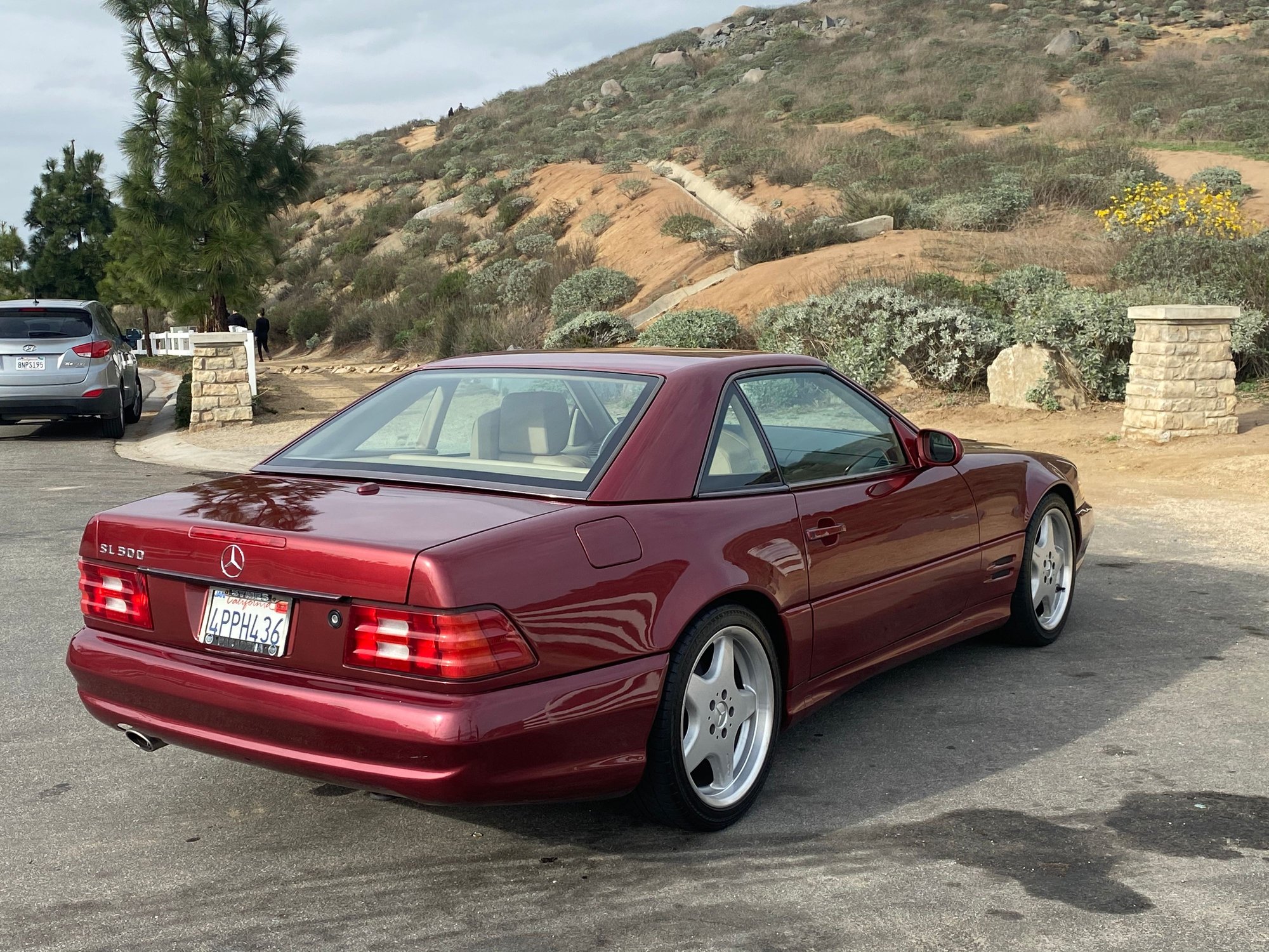 2001 Mercedes-Benz SL500 - 2001 Mercedes Benz SL500 FIREMIST SPORT CALIFORNIA CAR - Used - VIN WDBFA68F71F197460 - 93,000 Miles - 8 cyl - Automatic - Convertible - Red - Victorville, CA 92392, United States