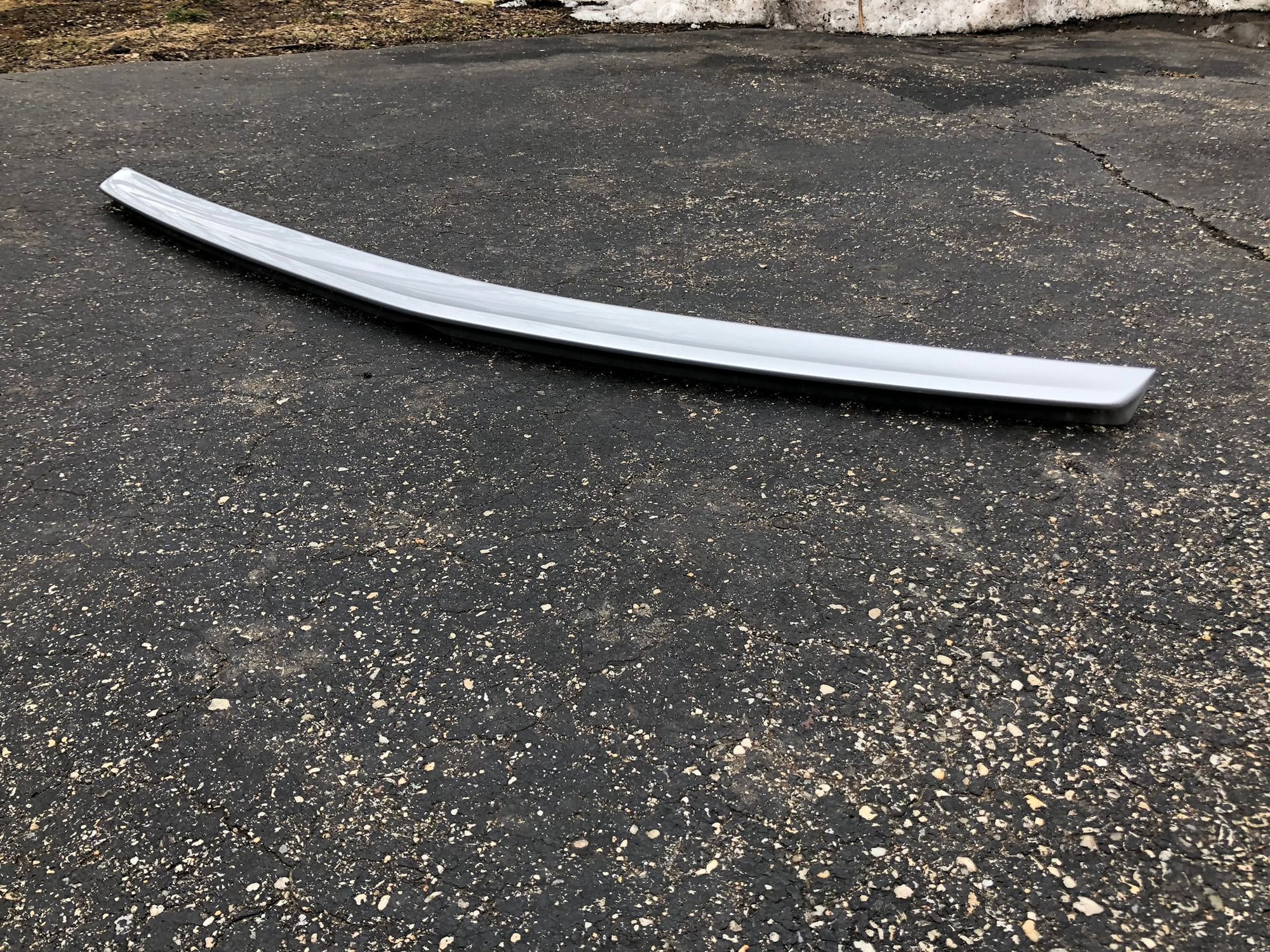 Exterior Body Parts - W212 E63S AMG OEM rear deck lid spoiler - Used - 2009 to 2016 Mercedes-Benz E350 - 2009 to 2016 Mercedes-Benz E400 - 2009 to 2016 Mercedes-Benz E550 - 2009 to 2016 Mercedes-Benz E63 AMG - 2009 to 2016 Mercedes-Benz E63 AMG S - Port Washington, NY 11050, United States