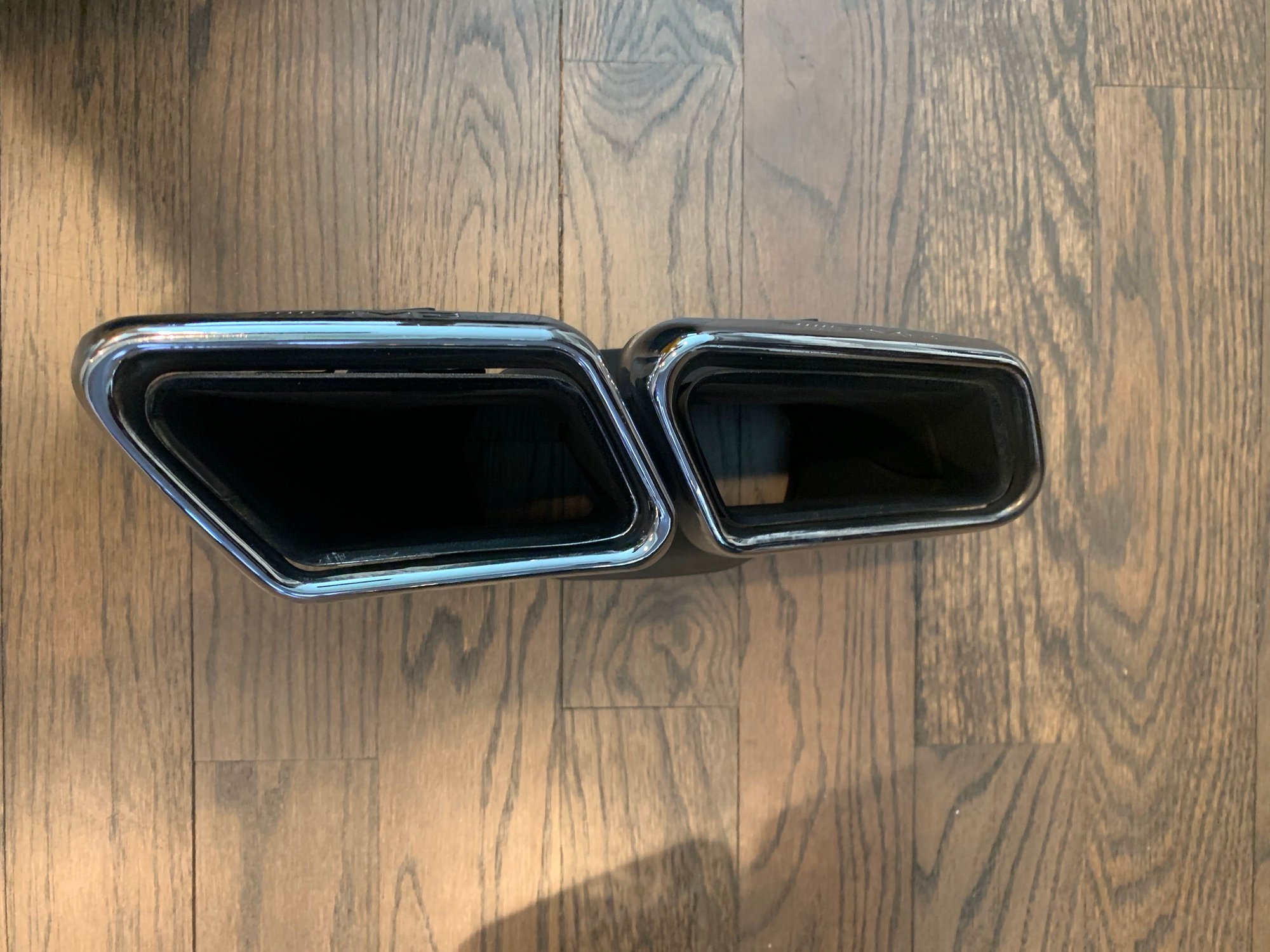 Engine - Exhaust - AMG Exhaust Tips facelift body style - Used - 2014 to 2016 Mercedes-Benz E63 AMG - Palatine, IL 60074, United States