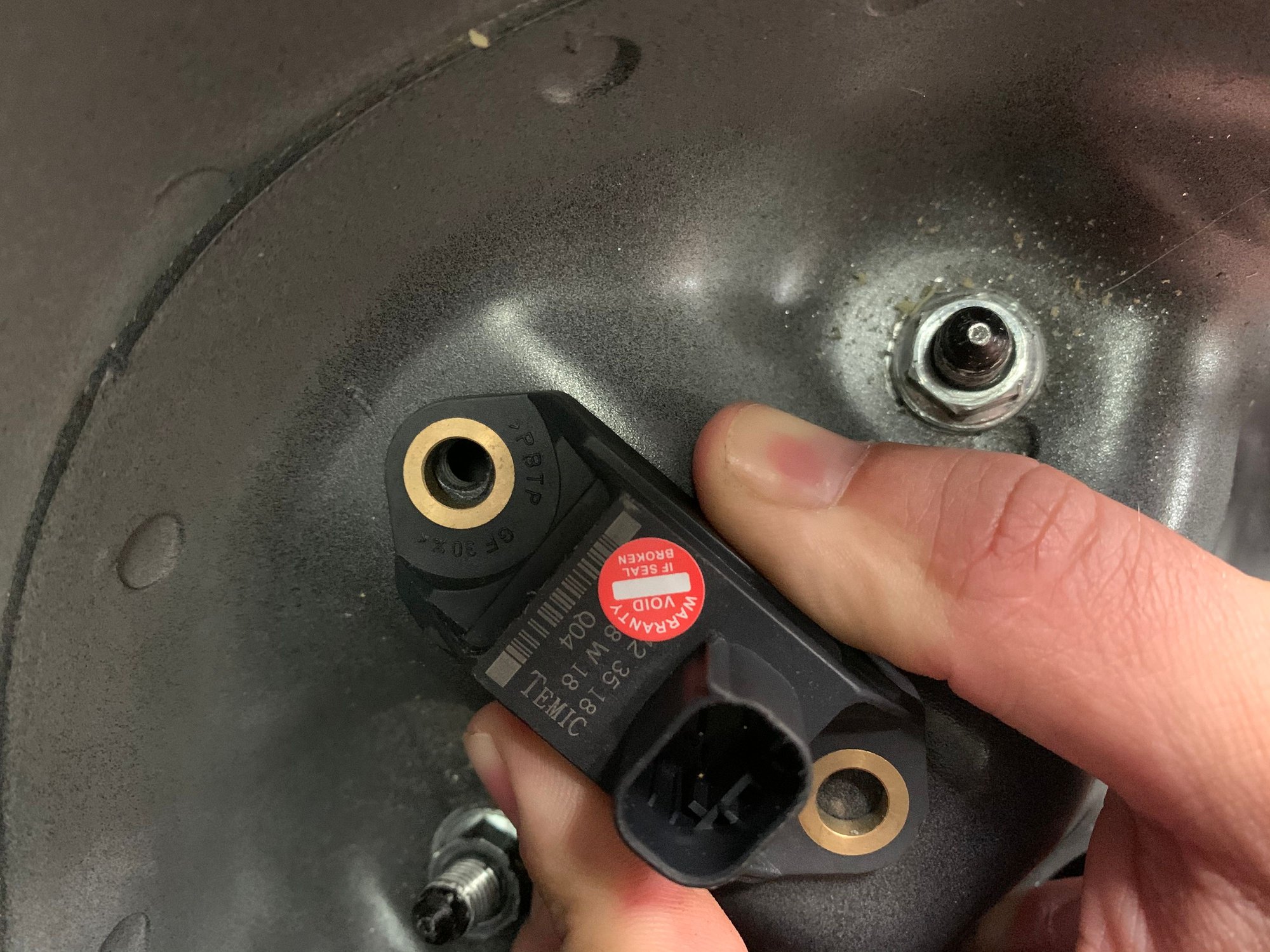 Rear right body acceleration sensor Forums