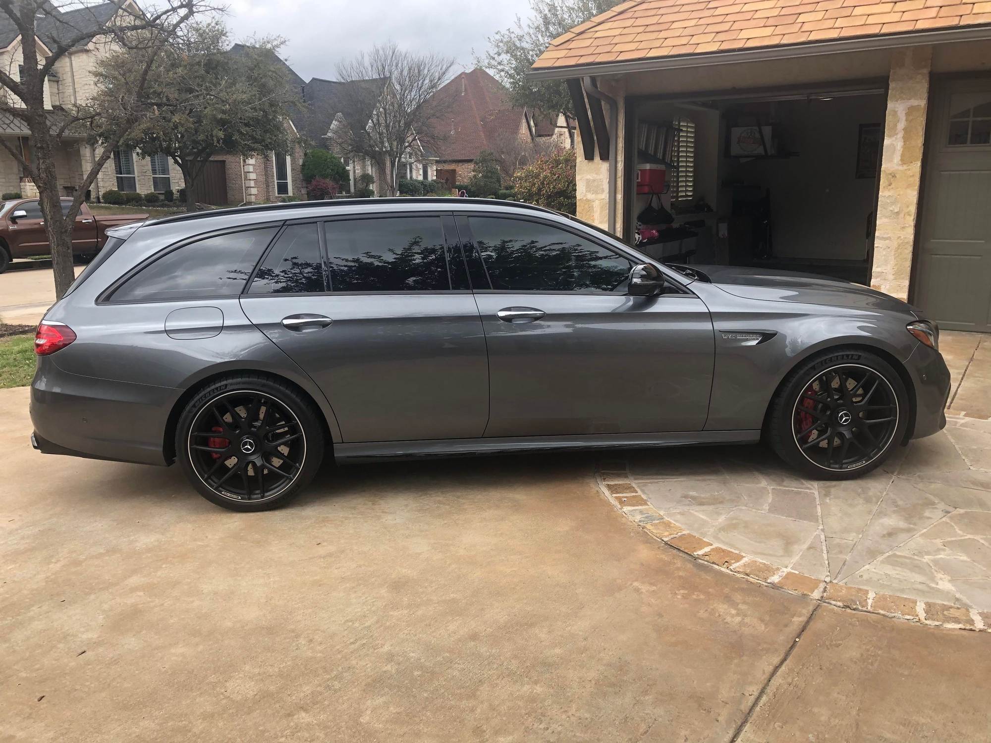 2019 Mercedes-Benz E63 AMG S - 2019 E63S Wagon - Used - VIN wddzh8kb8ka688488 - 5,500 Miles - 8 cyl - AWD - Automatic - Wagon - Gray - Frisco, TX 75036, United States