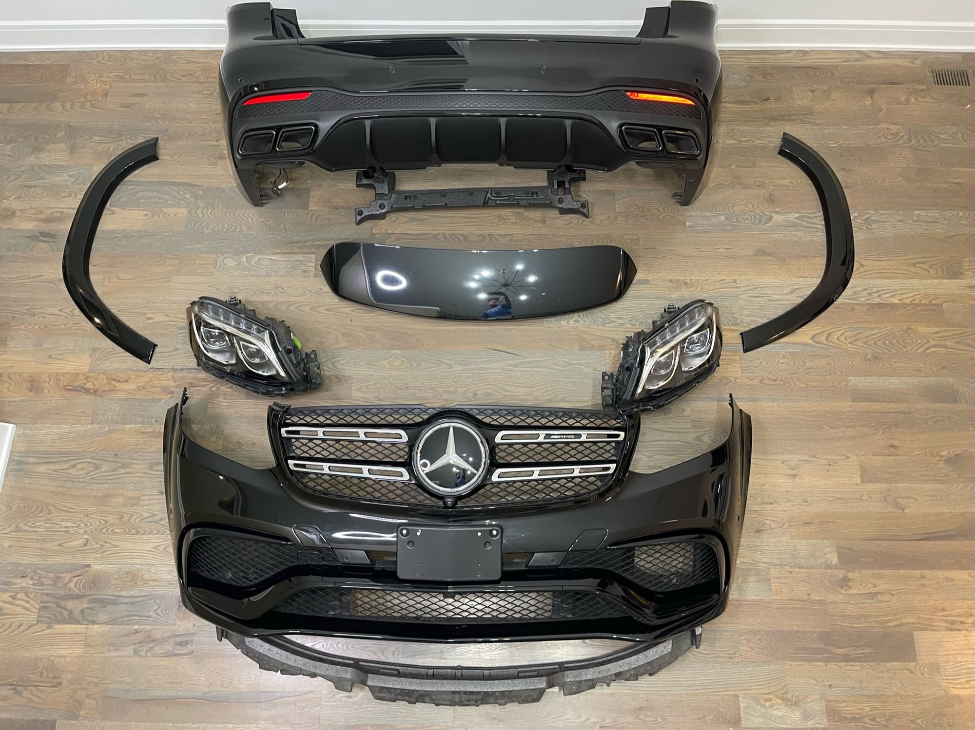 Mercedes Benz body parts