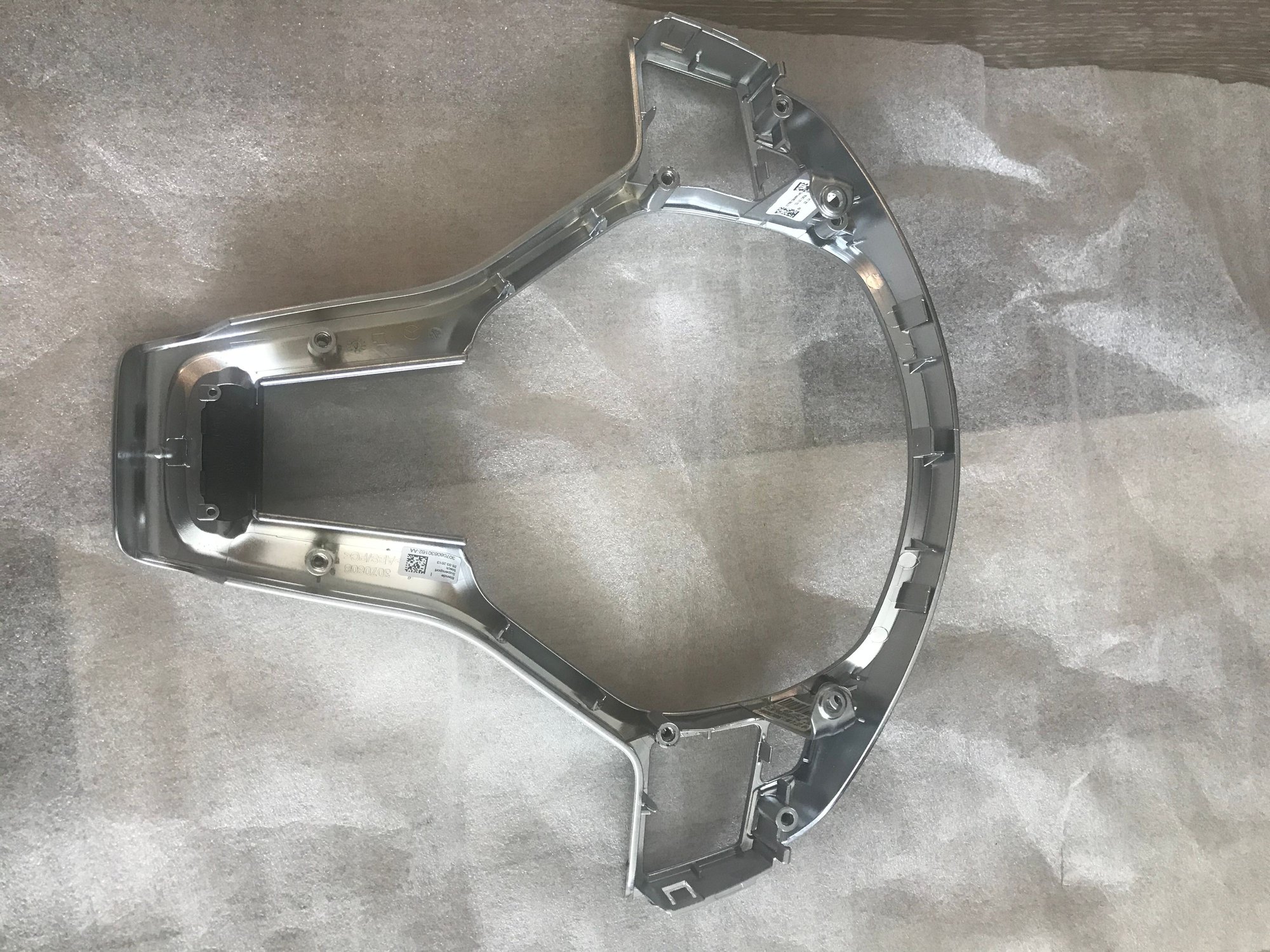 Interior/Upholstery - 2013 c63 silver steering wheel trim - Used - 2012 to 2015 Mercedes-Benz C63 AMG - Bay Area, CA 94102, United States