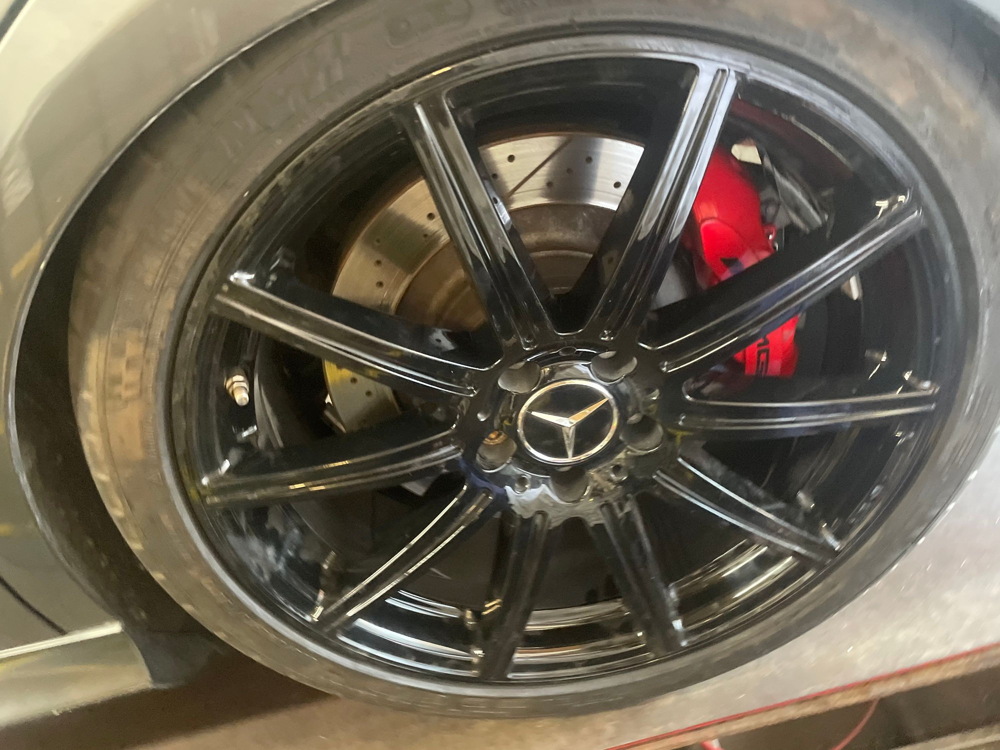 Wheels and Tires/Axles - 2012-16 e63 amg s rear rim gloss black - Used - 2012 to 2016 Mercedes-Benz E63 AMG S - Cleveland, OH 44134, United States