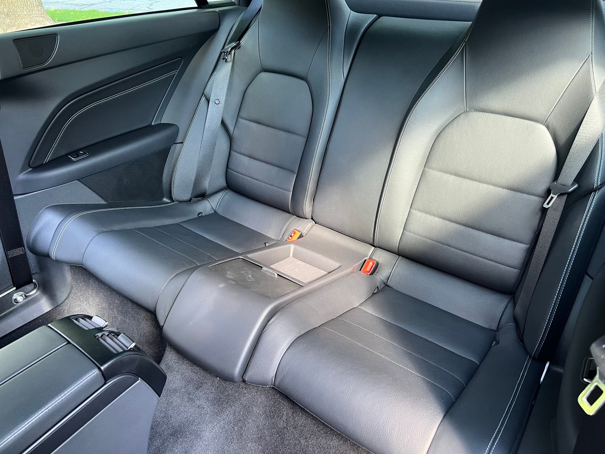 2016 Mercedes-Benz E550 - 15.4K Mile 2016 E550 Coupe for Sale - Used - VIN WDDKJ7DB3GF317780 - 15,400 Miles - 8 cyl - 2WD - Automatic - Coupe - Silver - Montville, NJ 07045, United States
