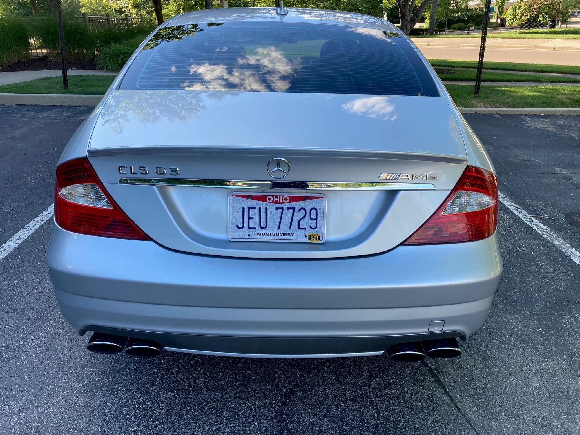 2008 Mercedes-Benz CLS63 AMG - 2008 CLS63 AMG - CLEAN - Used - VIN WDDDJ77X28A123630 - 104,000 Miles - 8 cyl - 2WD - Automatic - Sedan - Silver - Dayton, OH 45419, United States