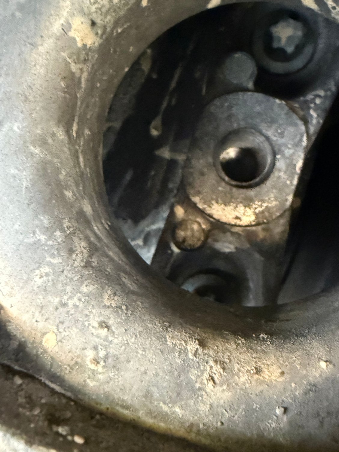 Clean threads in differential. 