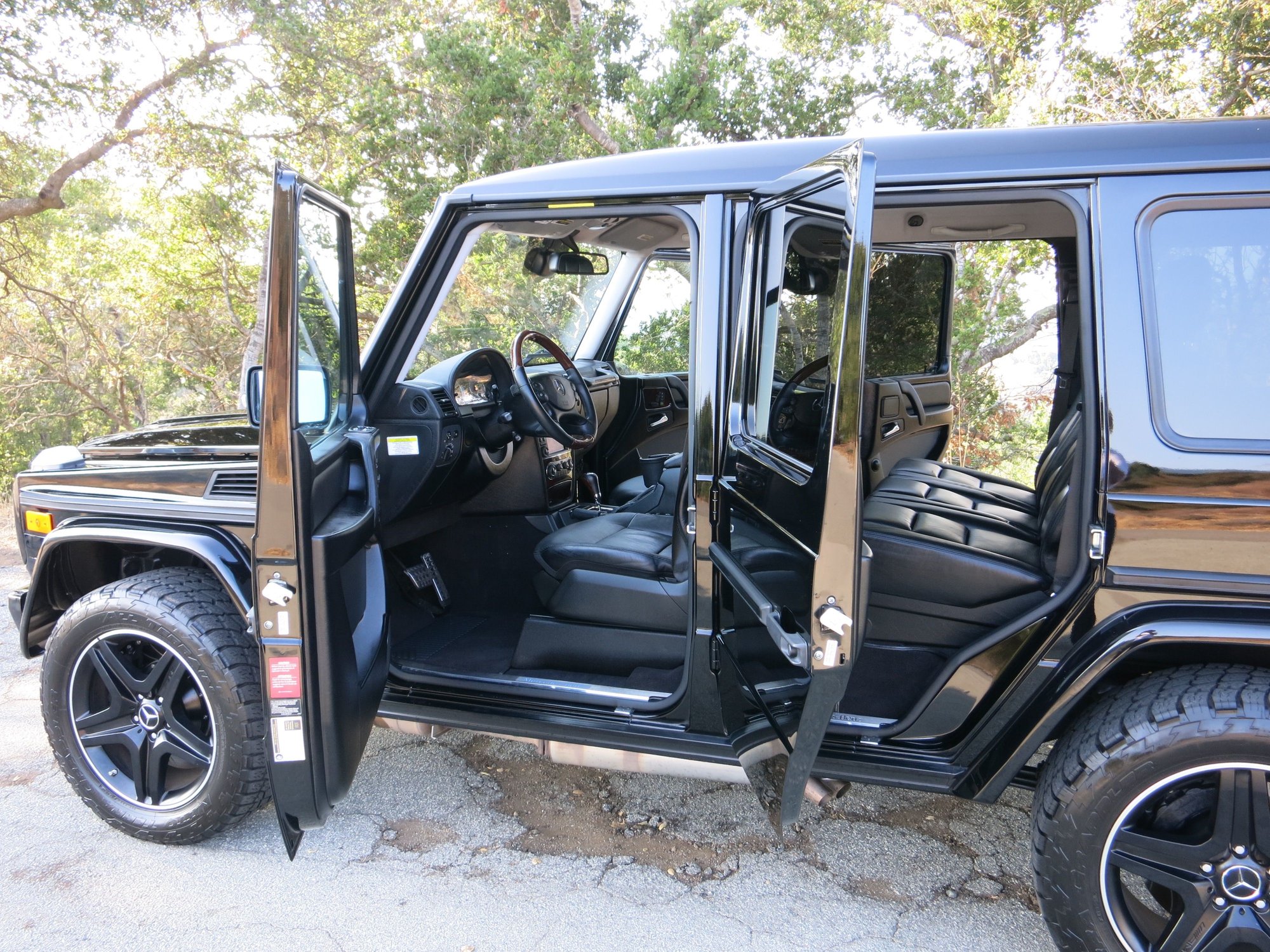 2012 Mercedes-Benz G550 - 2012 Mercedes-Benz G550 Black/Low Miles/Factory Extended Warranty - Used - VIN WDCYC3HF3CX197126 - 37,205 Miles - 8 cyl - 4WD - Automatic - SUV - Black - Palo Alto, CA 94306, United States