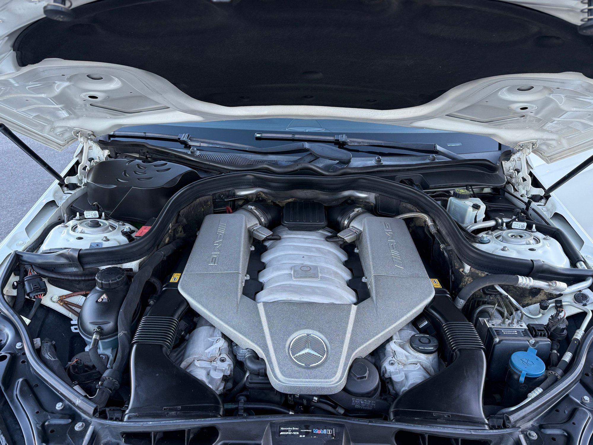 2010 Mercedes-Benz E63 AMG - 2010 E63 sedan. Nicest you’ll find! - Used - VIN WDDHF7HB8AA116225 - 101,000 Miles - 8 cyl - 2WD - Automatic - Sedan - White - Las Vegas, NV 89123, United States
