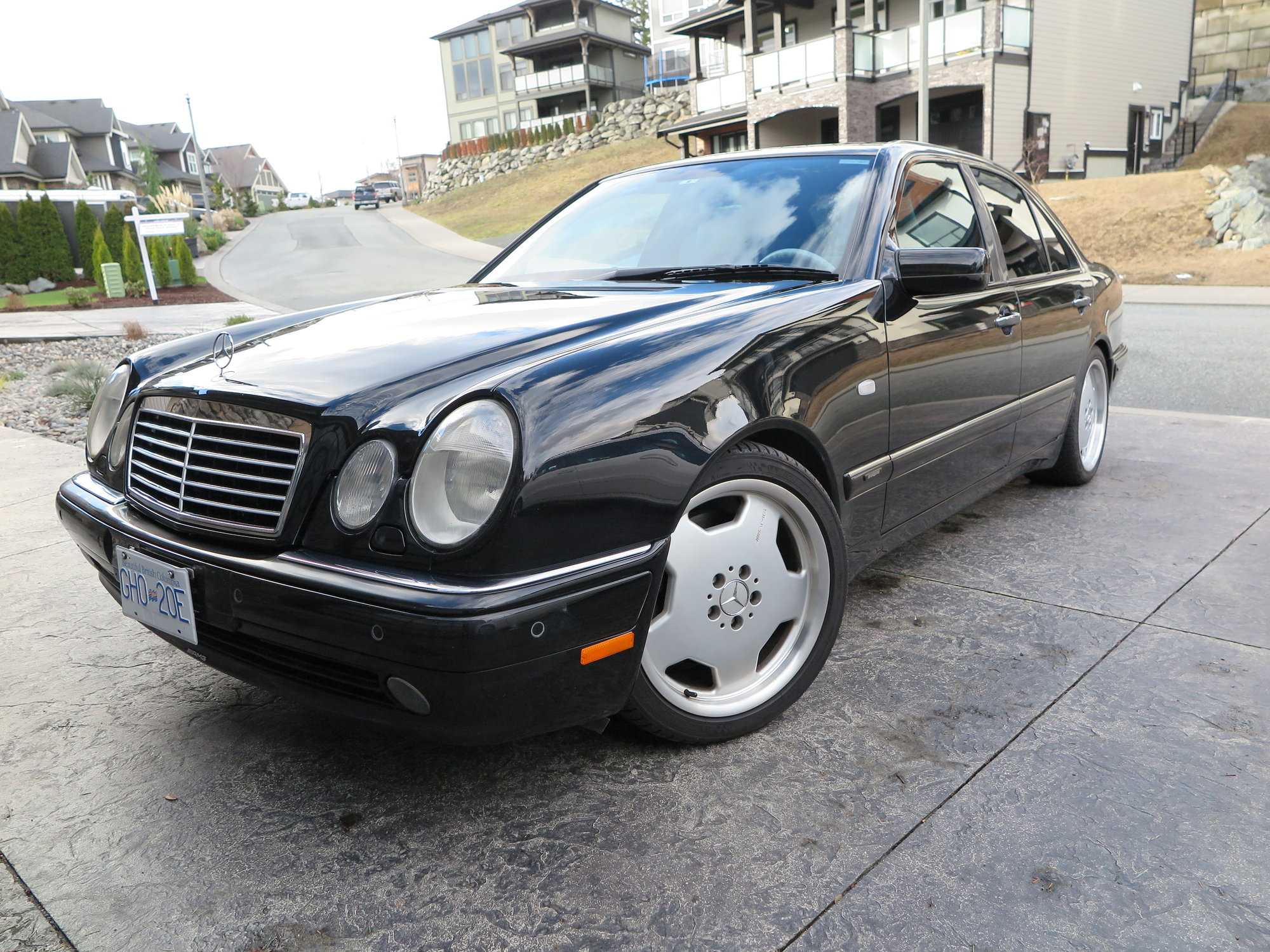 1998 Mercedes-Benz E55 AMG - 1998 E55 AMG 99,600 KM SINCE NEW, 2ND OWNER, ORIGINAL, NO ACCIDENTS - Used - VIN 1A515550 - 99,600 Miles - 8 cyl - 2WD - Automatic - Sedan - Black - Chilliwack, BC V2R0J6, Canada