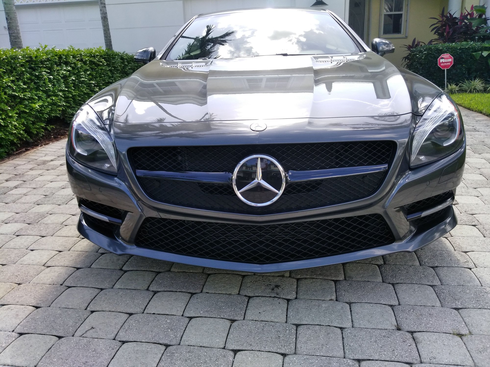 2013 Mercedes-Benz SL550 - 2013 SL550 Amg package gray red leateher package - Used - VIN wddjk7da6df018747 - 47,000 Miles - 8 cyl - 2WD - Convertible - Gray - Palm Beach, FL 33426, United States