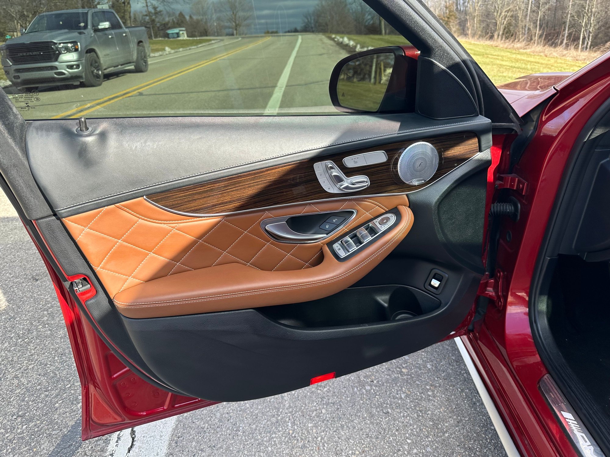 2017 Mercedes-Benz C63 AMG S - 2017 Mercedes Benz c63S AMG stage 2 PTG tuned rare color combo - Used - VIN 55SWF8HB0HU187460 - 33,000 Miles - 8 cyl - Red - Rochester Hills Michigan, MI 48307, United States