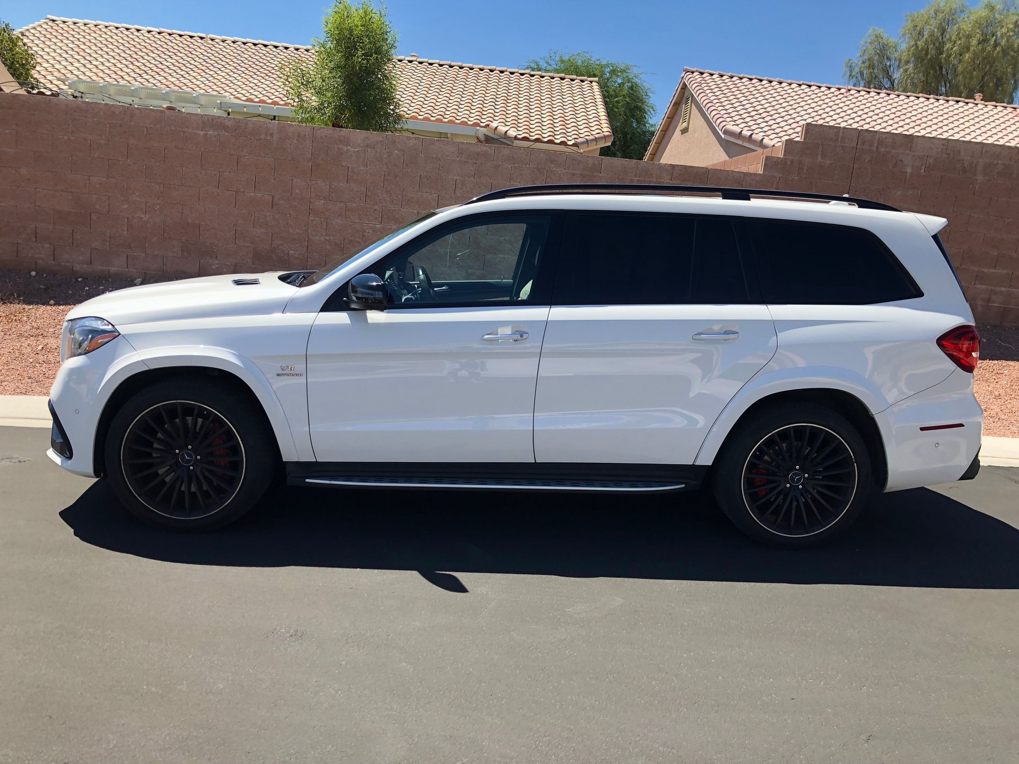 2017 Mercedes-Benz GLS63 AMG - 2017 GLS 63 AMG - 54k miles - 4 yr ext warranty - white on white - B&O sound system - Used - VIN 4JGDF7FE6HA772242 - 54,020 Miles - 8 cyl - AWD - SUV - White - North Las Vegas, NV 89031, United States