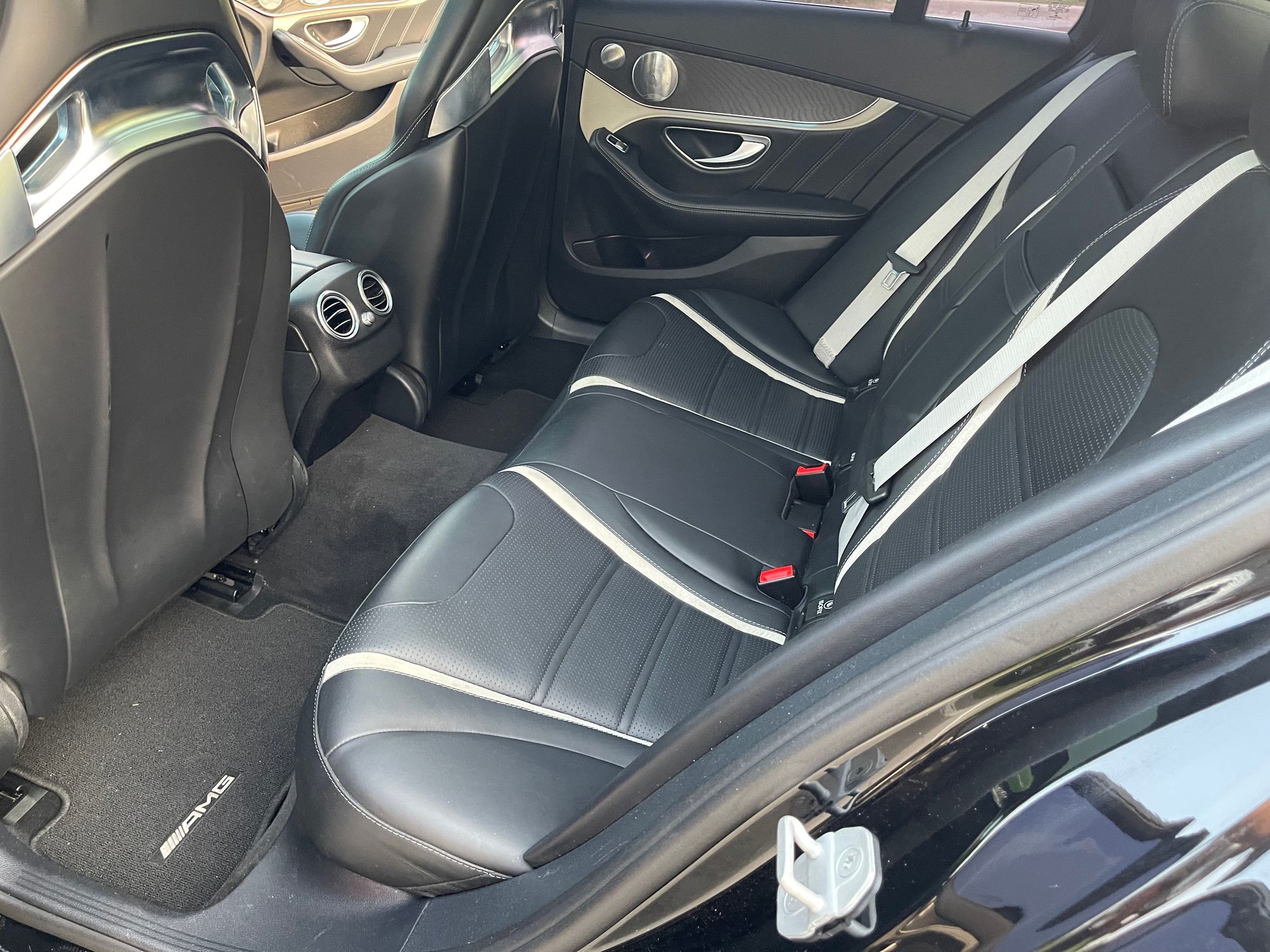 2016 Mercedes-Benz C63 AMG S - 2016 Mercedes benz C63S AMG pure 900 turbos - Used - VIN 55SWF8HB2GU099251 - 56,000 Miles - 8 cyl - Automatic - Sedan - Black - Rochester Hills, MI 48307, United States