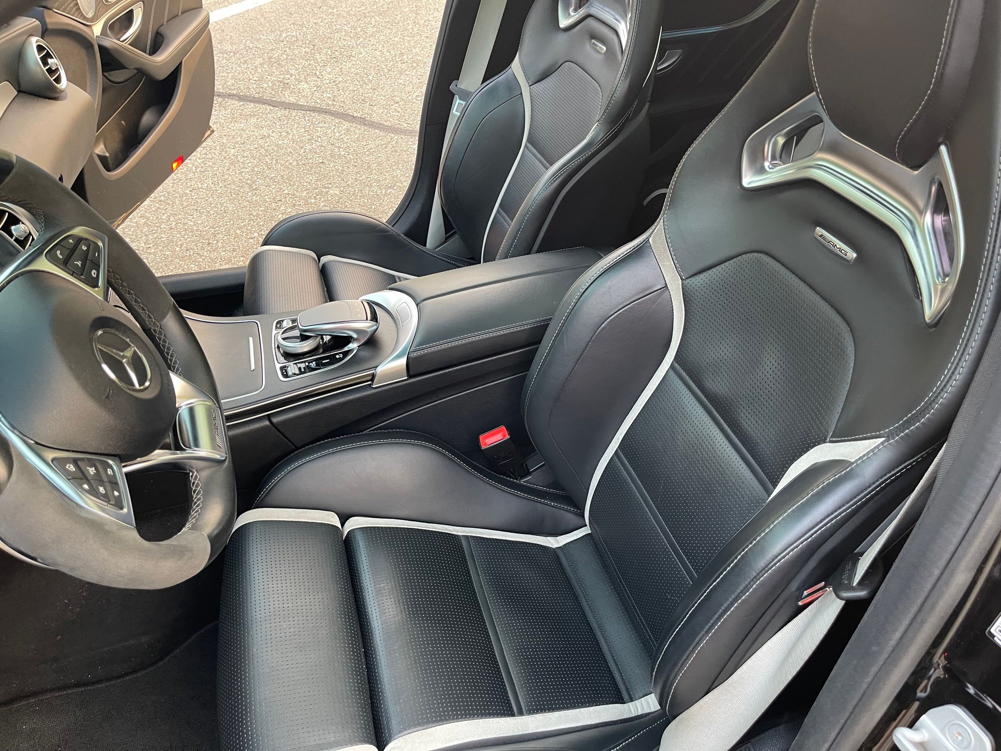 2016 Mercedes-Benz C63 AMG S - 2016 Mercedes benz C63S AMG pure 900 turbos - Used - VIN 55SWF8HB2GU099251 - 56,000 Miles - 8 cyl - Automatic - Sedan - Black - Rochester Hills, MI 48307, United States