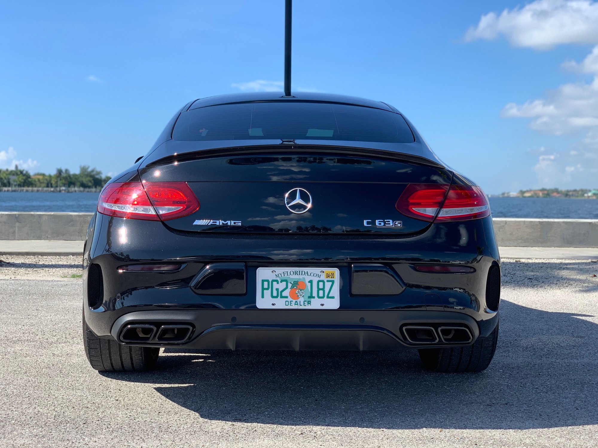 2017 Mercedes-Benz C63 AMG S - 2017 Mercedes-Benz AMG C63 S Coupe - Used - VIN WDDWJ8HB4HF476505 - 26,942 Miles - 8 cyl - AWD - Automatic - Coupe - Black - West Palm Beach, FL 33407, United States