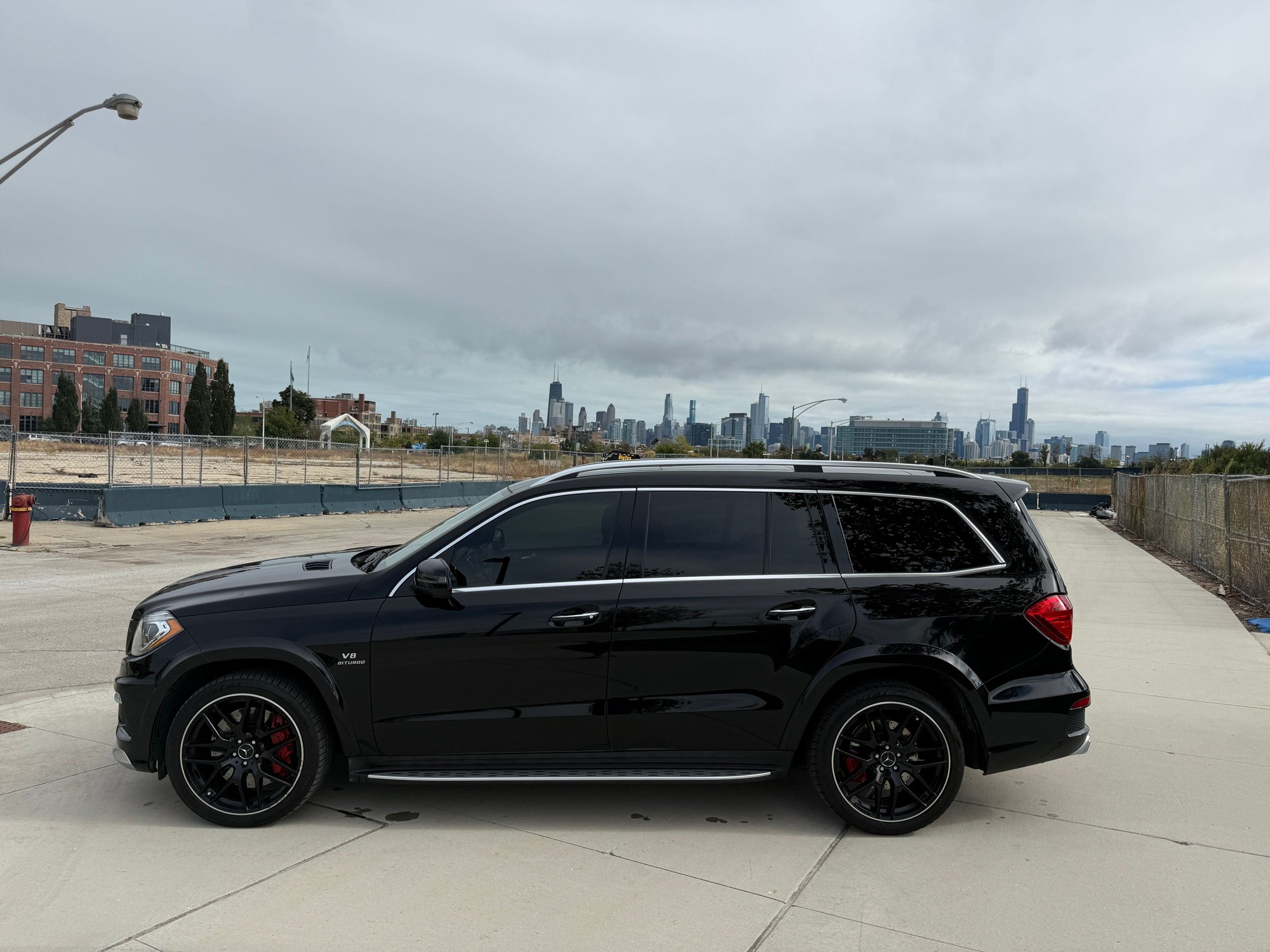 2014 Mercedes-Benz GL63 AMG - 2014 GL63 AMG - 58k miles - Chicago - Above Average - Warranty through 2026 - Used - VIN 4JGDF7EE6EA410957 - 58,400 Miles - 8 cyl - AWD - Automatic - SUV - Black - Chicago, IL 60622, United States