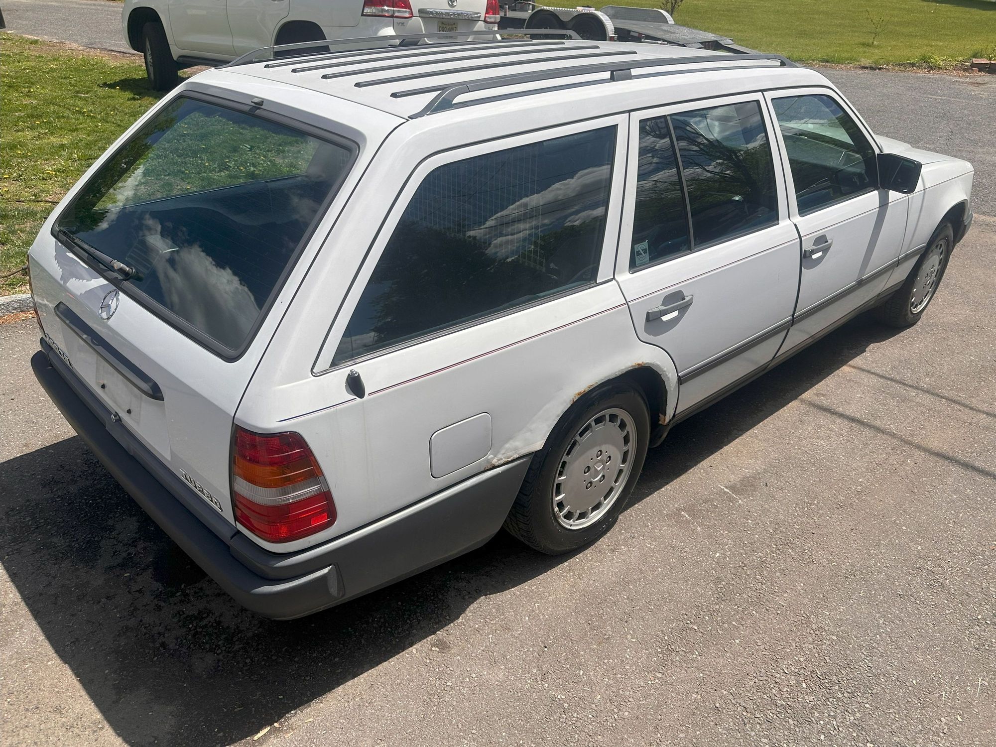 1987 Mercedes-Benz 300TD - 1987 W124 S124 300TDT OM603 - Used - VIN WDBEB93D4HF025493 - 363,000 Miles - 6 cyl - 2WD - Automatic - Wagon - White - East Brunswick, NJ 08816, United States
