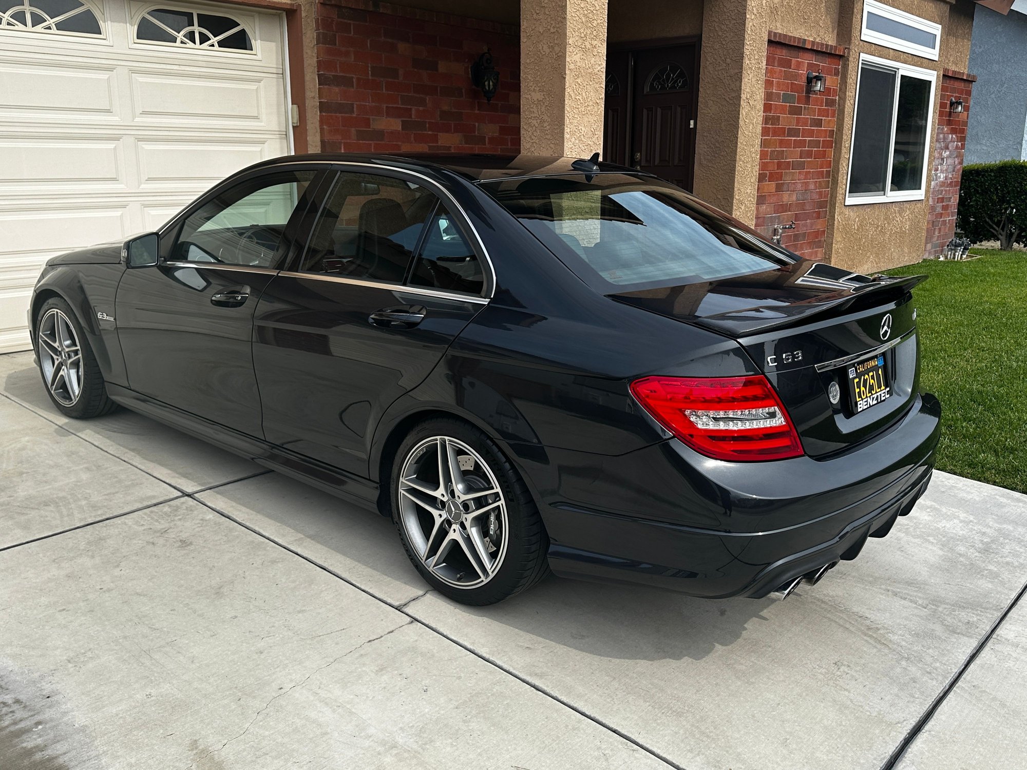 2012 Mercedes-Benz C63 AMG - 2012 C63 with 39,500 miles - Used - VIN WDDGF7HB8CA616089 - 39,500 Miles - 8 cyl - 2WD - Automatic - Sedan - Black - Cerritos, CA 90703, United States