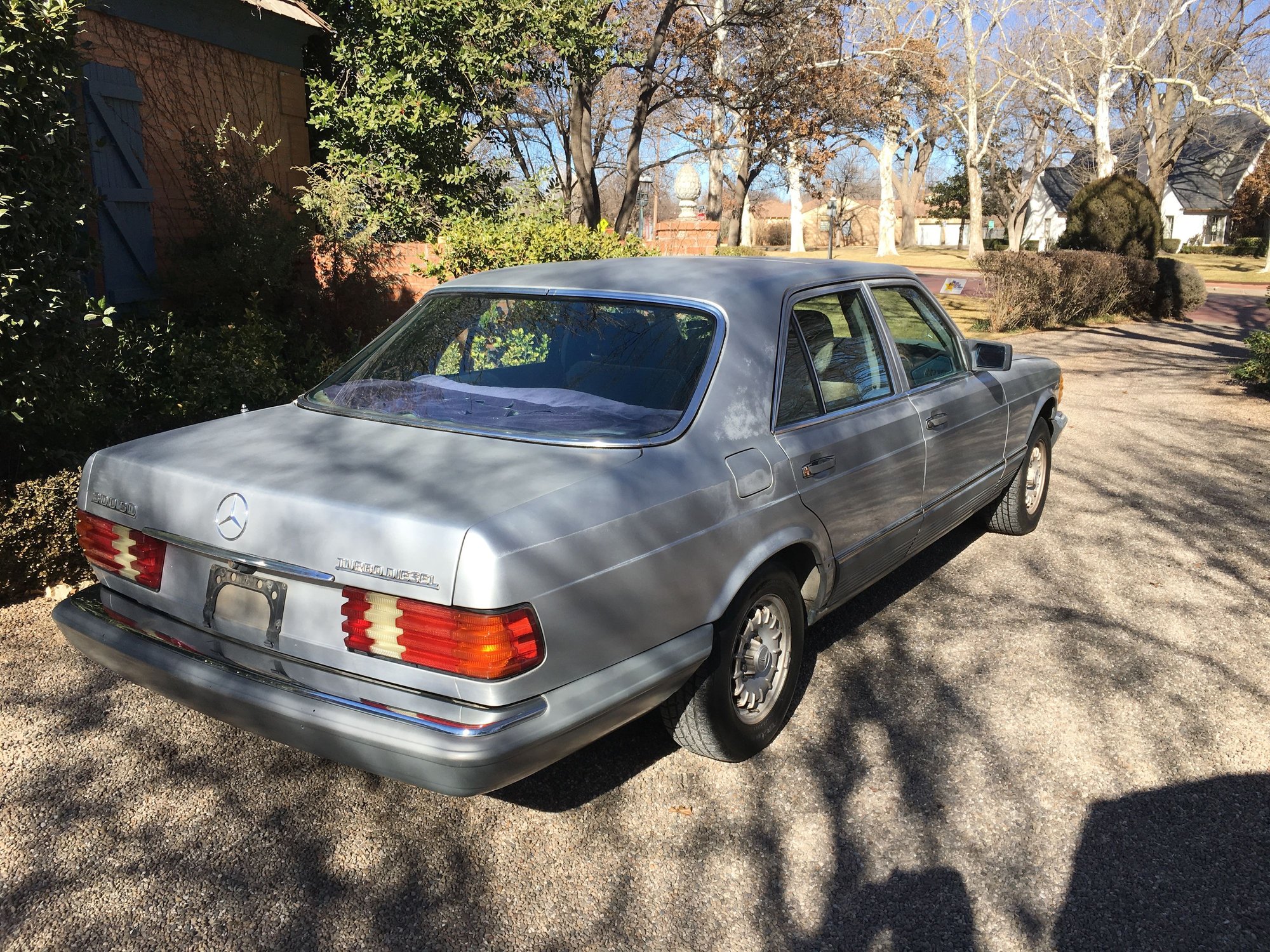 1982 Mercedes-Benz 300SD - For Sale: 1982 Mercedes 300SD Turbodiesel - Used - VIN WDBCB20AXCB028617 - 5 cyl - 2WD - Automatic - Sedan - Silver - Amarillo, TX 79109, United States
