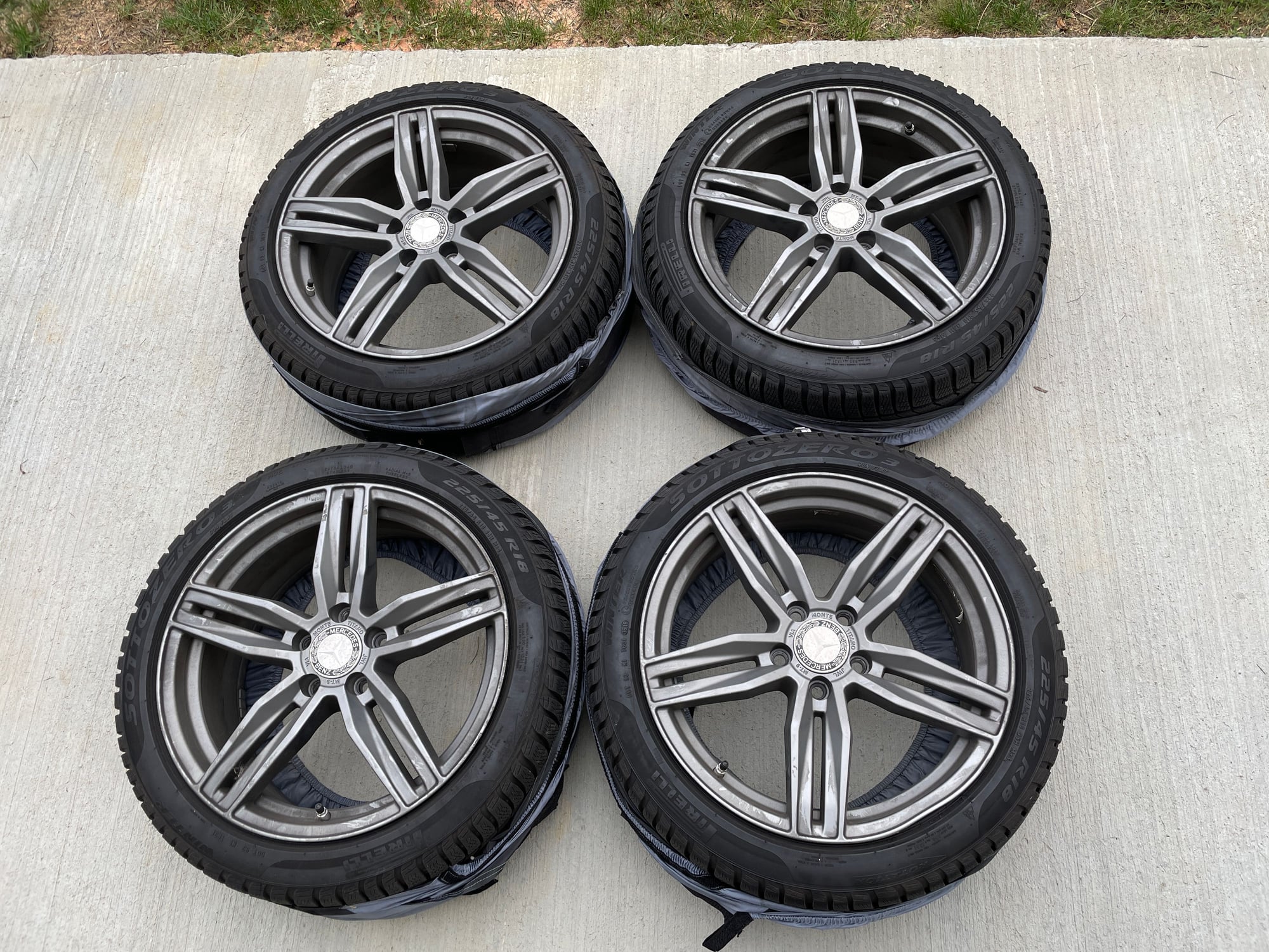 Wheels and Tires/Axles - 18" Aftermarket Rims, Pirelli Sottozero 3 Snow Tires, Covers, Centercaps and TPMS - Used - 2015 to 2021 Mercedes-Benz C-Class - Beacon, NY 12508, United States