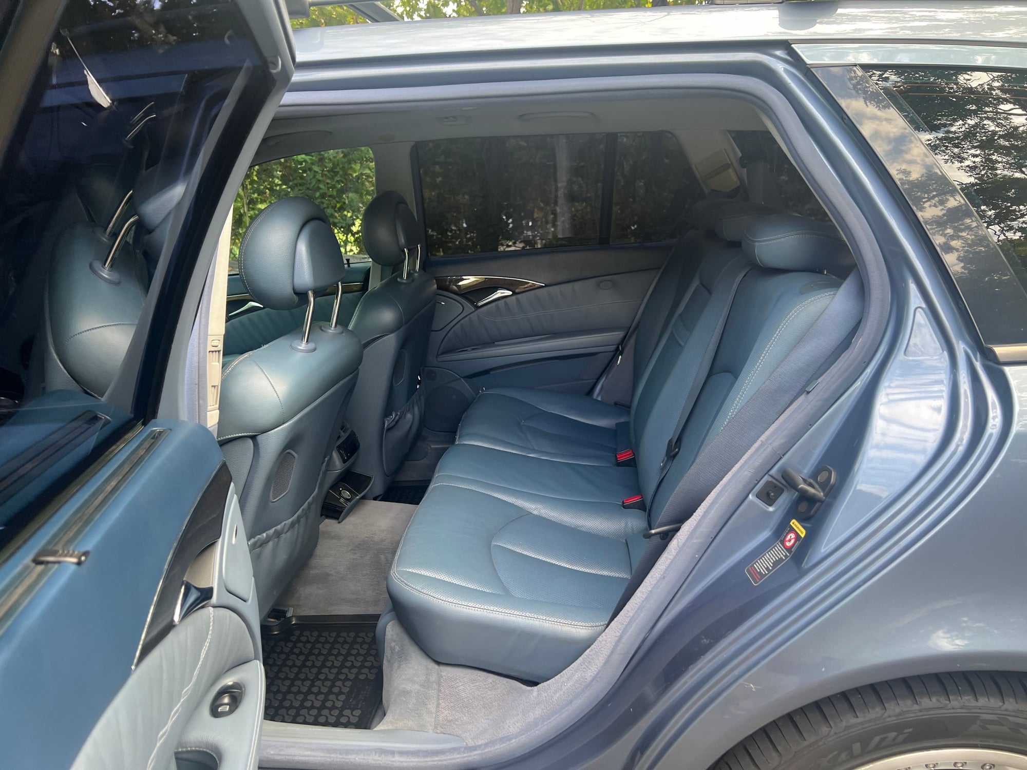 2004 Mercedes-Benz E500 - Pacific Blue W Blue Interior E500 Wagon - Used - VIN WDBUH83J04X119787 - 157,000 Miles - 8 cyl - 4WD - Automatic - Wagon - Blue - Alpine, NJ 07620, United States