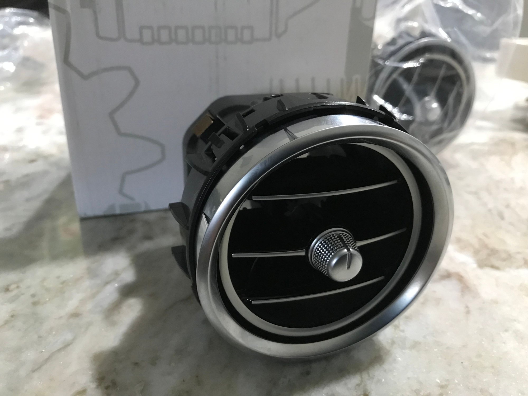 Interior/Upholstery - GLC Air Vents, Left /Right - Used - 2016 to 2020 Mercedes-Benz GLC300 - Port Saint Lucie, FL 34952, United States