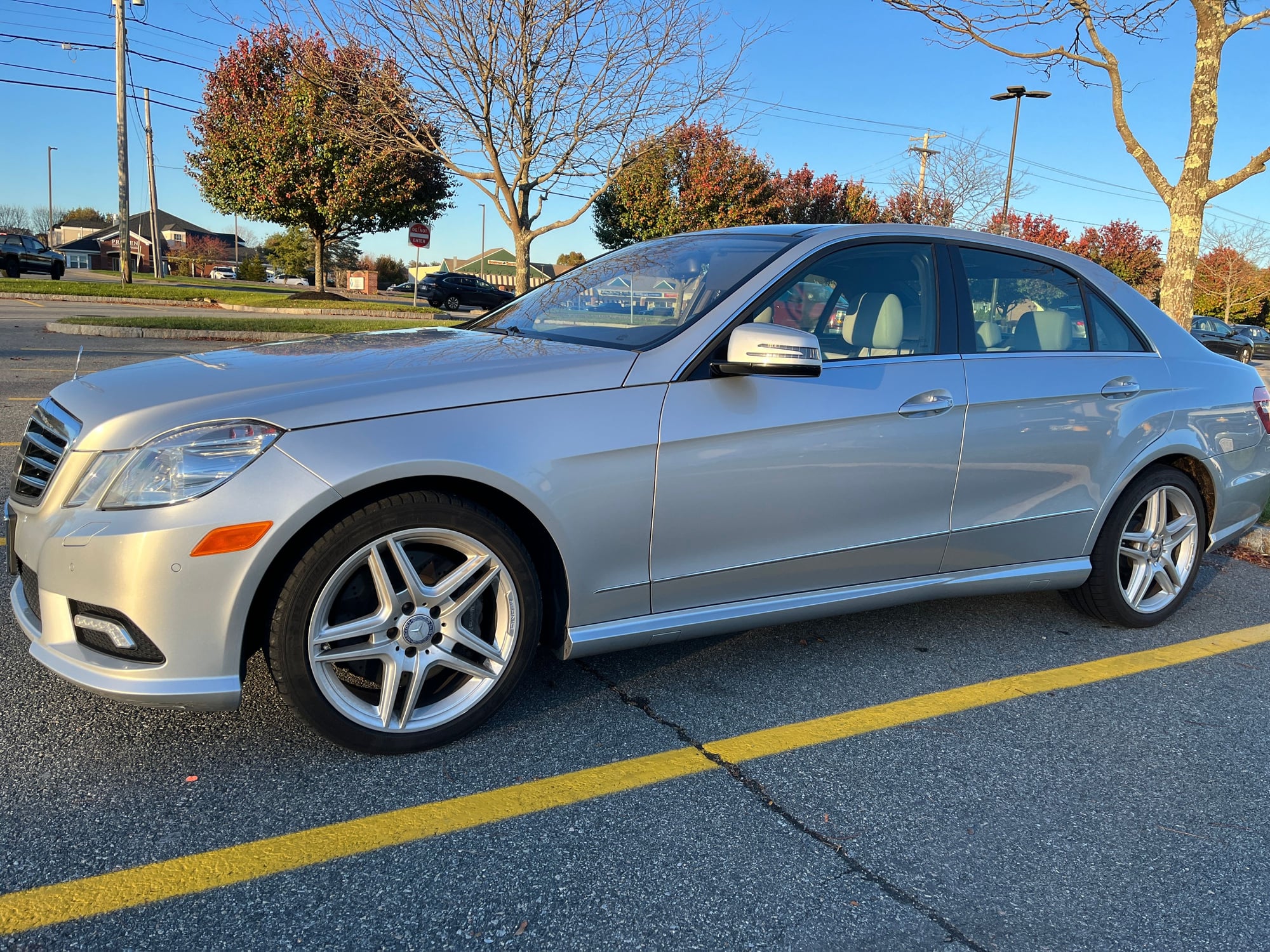 2011 Mercedes-Benz E550 - 2011 Mercedes-Benz E550 4matic Sport Iridium Silver/ Gray Leather - Used - VIN WDDHF9AB7BA313068 - 116,059 Miles - 8 cyl - AWD - Automatic - Sedan - Silver - Easton, MA 02375, United States