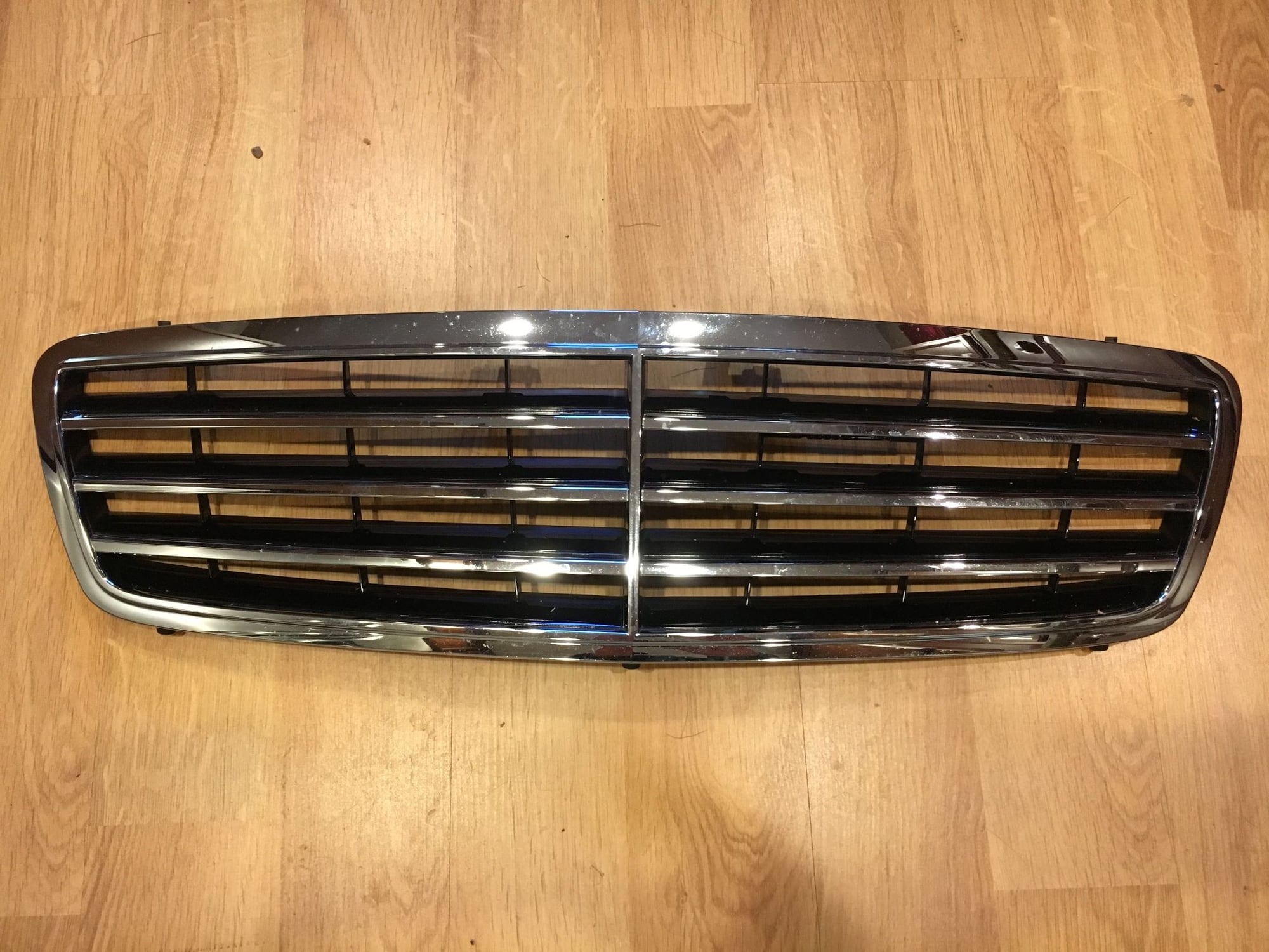Miscellaneous - 2007 C230 totaled - leftover parts - front grill & carpet mats - Used - -1 to 2019  All Models - Bethel, CT 06801, United States