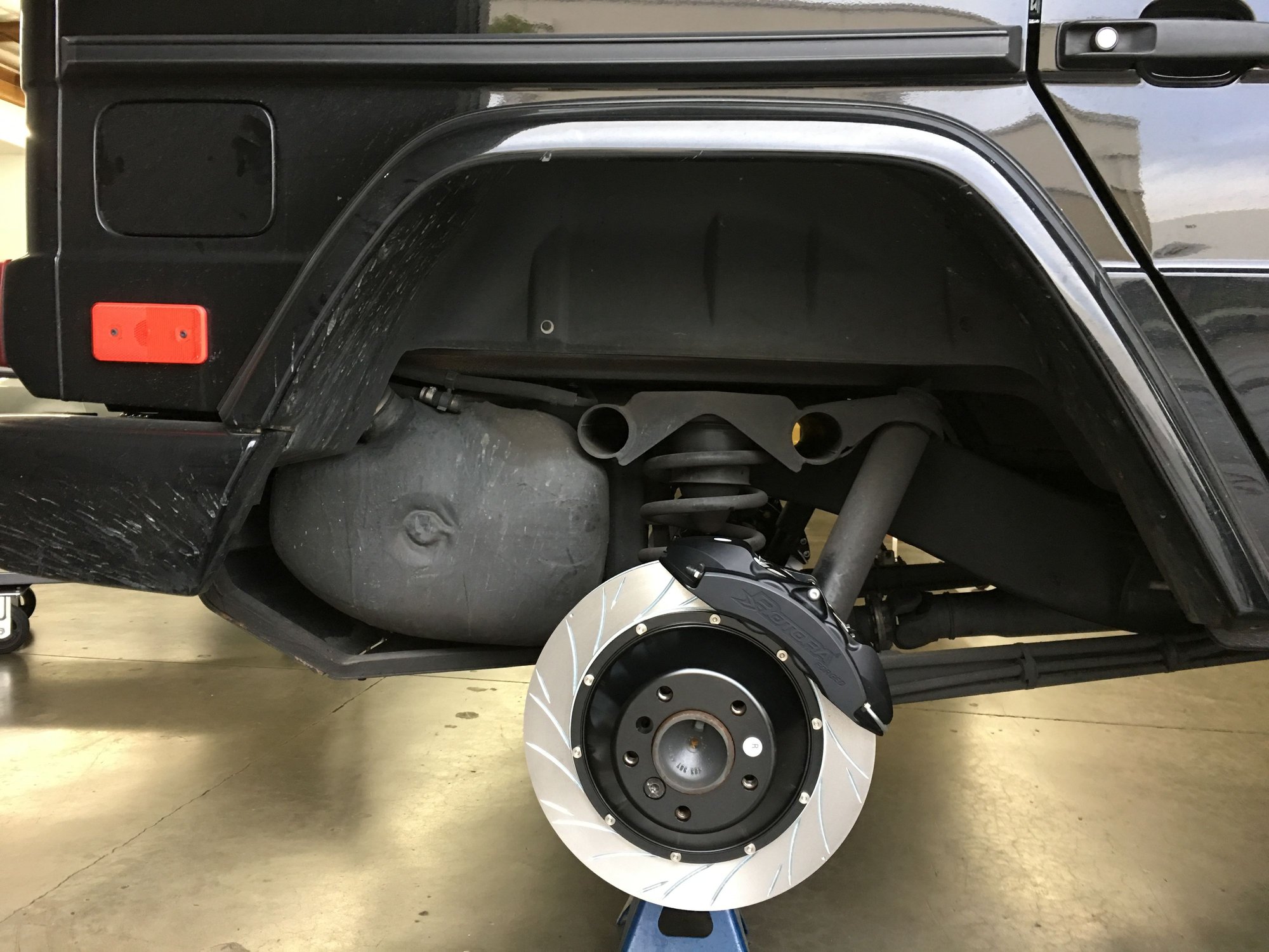 2012 Mercedes-Benz G550 - 2012 Mercedes-Benz G550 Black/Low Miles/Factory Extended Warranty - Used - VIN WDCYC3HF3CX197126 - 37,205 Miles - 8 cyl - 4WD - Automatic - SUV - Black - Palo Alto, CA 94306, United States