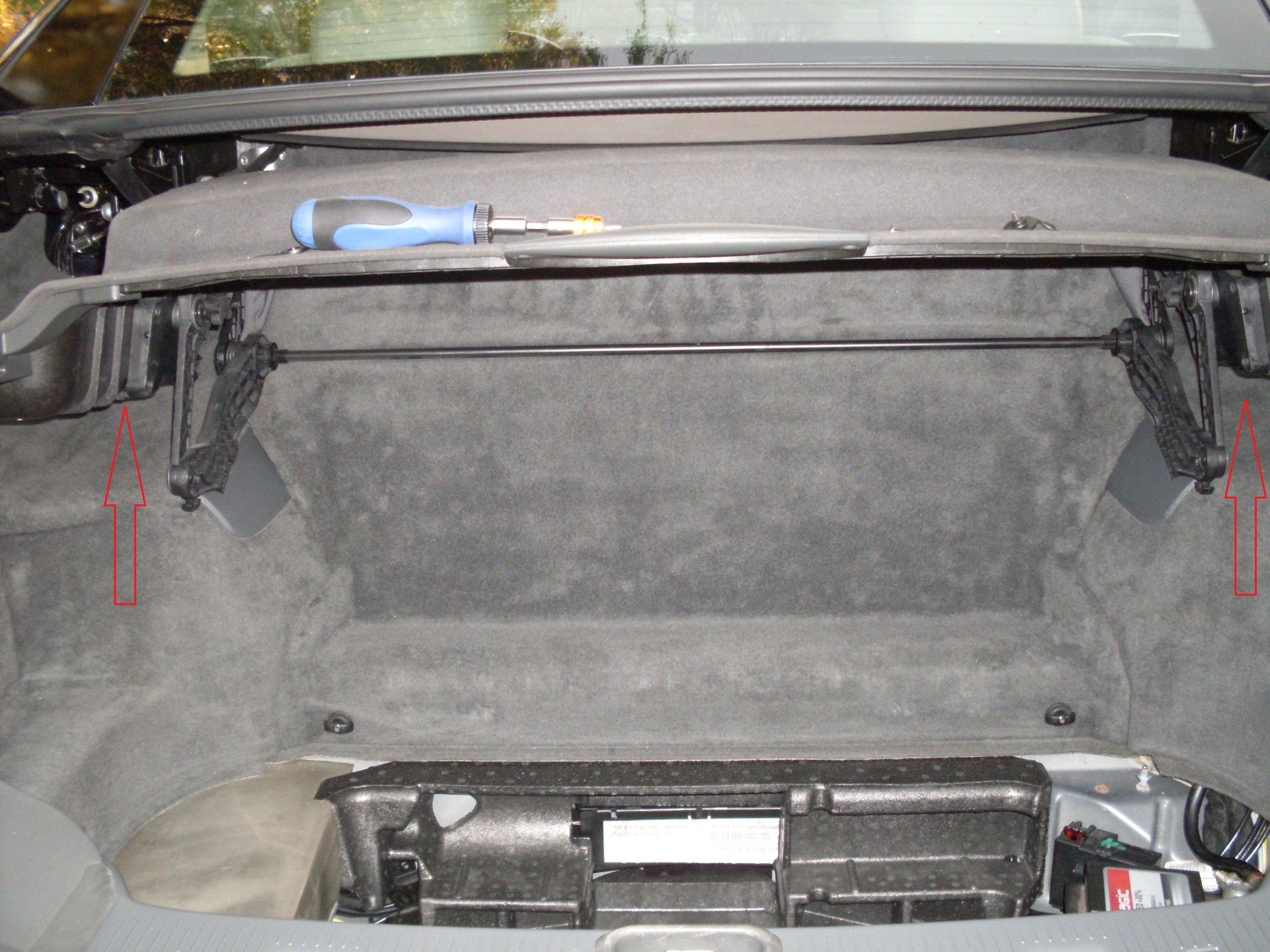 SL/R230 Take off trunk paneling to access the rear shocks? 2003