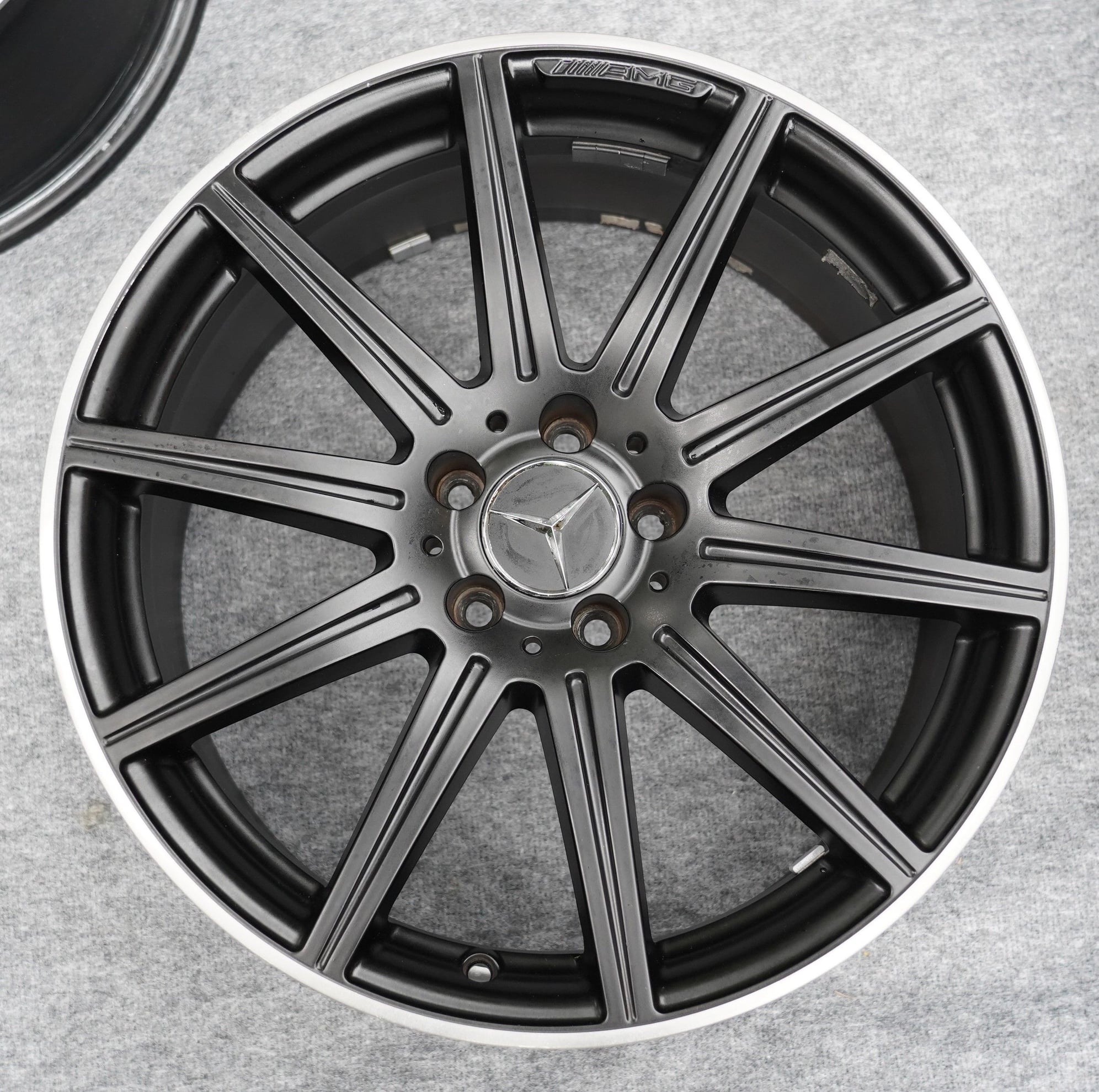 Wheels and Tires/Axles - E63S AMG 2014 WHEELS, SET OF 4 BLACK OEM 19" STAGGERED - Used - 2014 to 2016 Mercedes-Benz E63 AMG S - Atlanta, GA 30319, United States