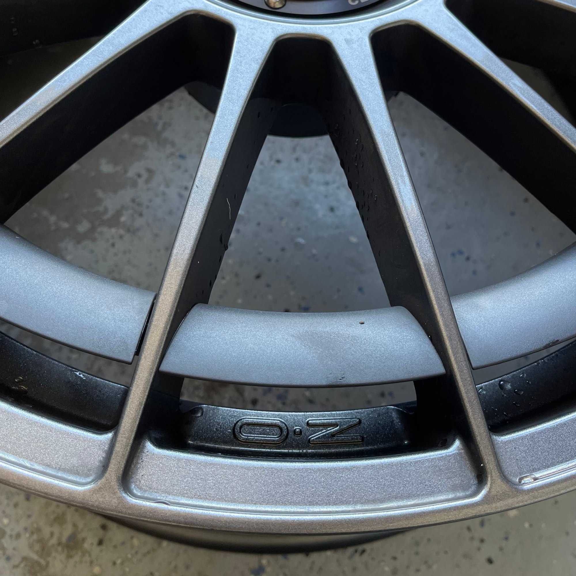 Wheels and Tires/Axles - OZ Racing Superturismo Aero HLT Star Graphite 20 inch wheels - Used - 2018 to 2022 Mercedes-Benz GLC63 AMG - Centennial, CO 80016, United States