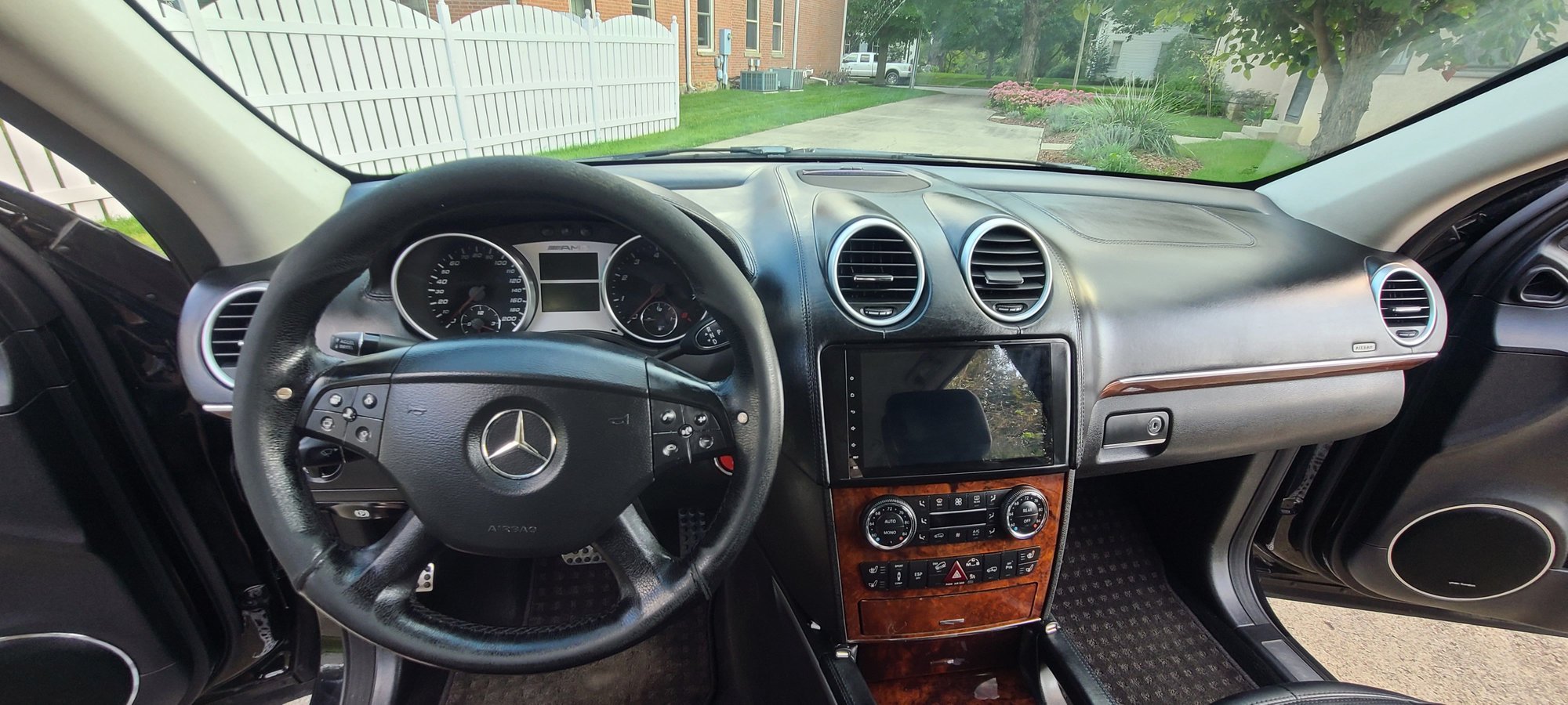 2008 Mercedes-Benz ML63 AMG - Super Clean Low Mileage ML63 AMG - Used - VIN 4JGBB77EX8A356132 - 8 cyl - AWD - Automatic - SUV - Black - Canal Winchester, OH 43110, United States