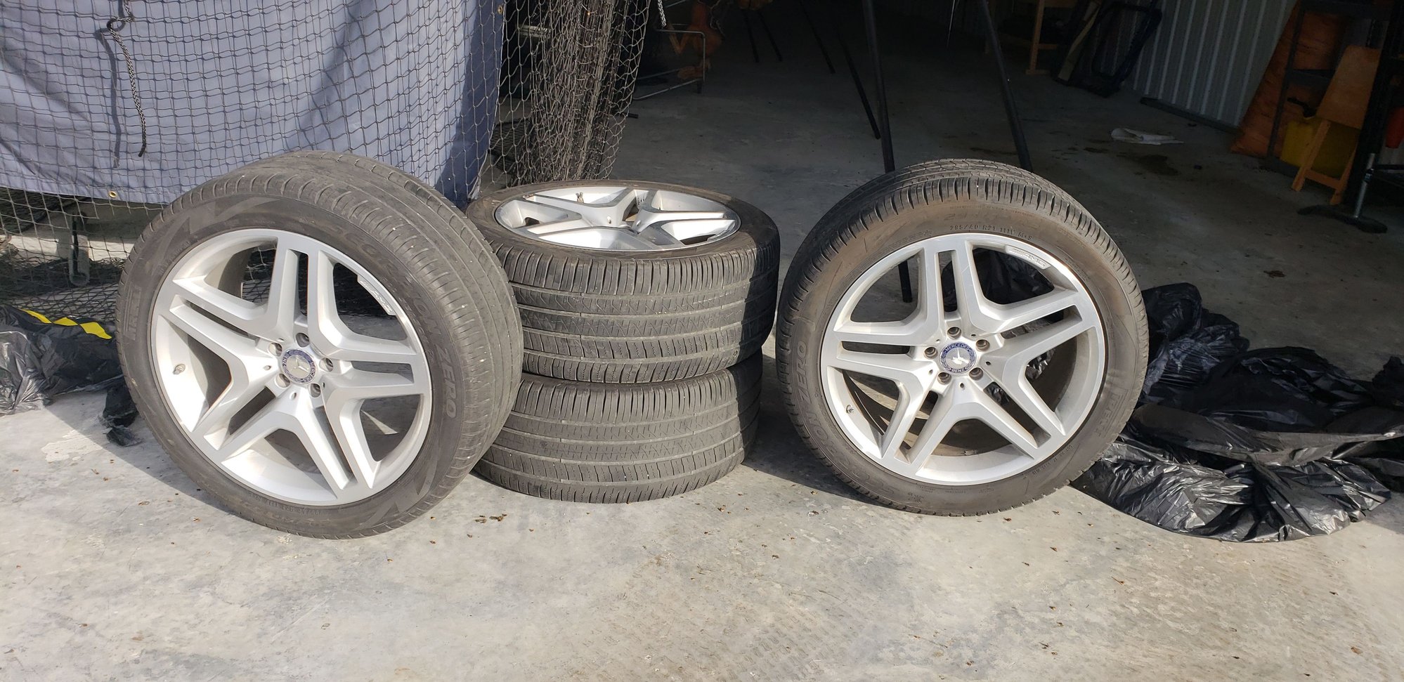 Wheels and Tires/Axles - 4 Original 21" AMG GL550 Wheels for sale (not after market) - Used - 2013 to 2016 Mercedes-Benz GL550 - Winona, MN 55987, United States