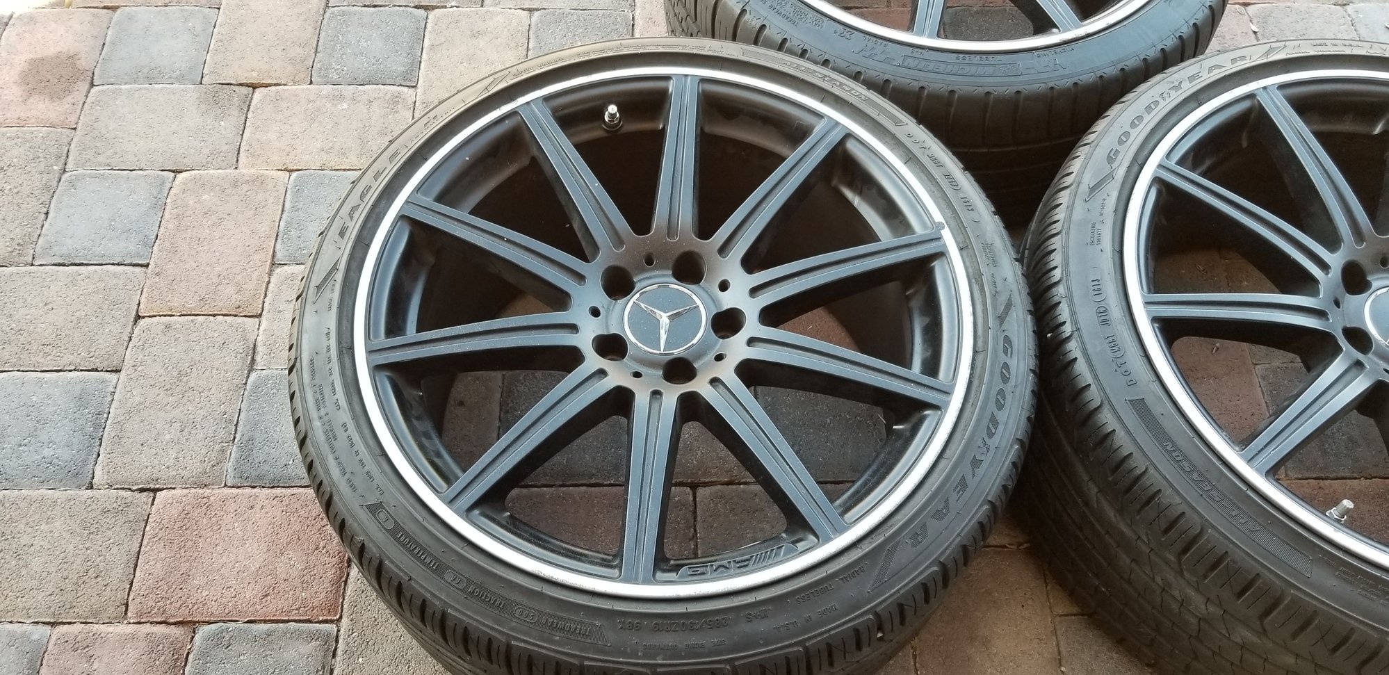 Wheels and Tires/Axles - (3) 19" CLS63 AMG BLACK WHEELS 1 FRONT 2 REARS OR BUY SINGLES - Used - Las Vegas, NV 89139, United States