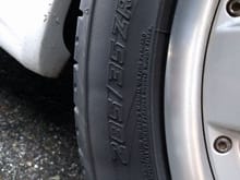 Two piece AMG rims with 285/35ZR18 rubber