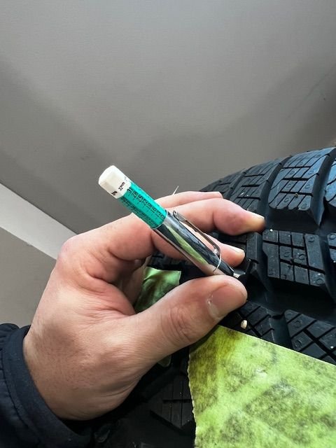 Wheels and Tires/Axles - 3 Pirelli Scorpion Winter Tires 21" - Used - 0  All Models - Huntington, NY 11743, United States