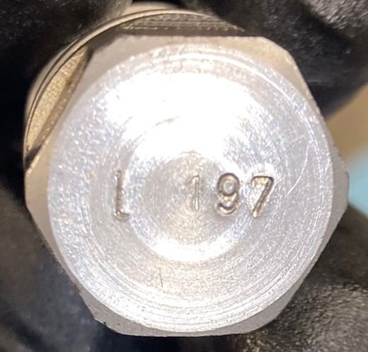 2008 SL55 AMG Front Axle Valve Unit - larger threaded plug - top profile with stamped identifier