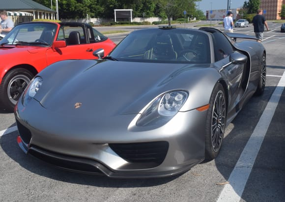 Some Porsche thingy! Oh, it's a 918
