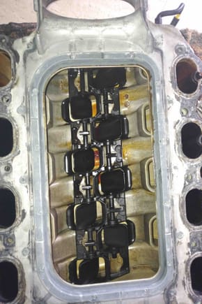 Oil Filled Intake Manifold ML63 M156 engine
