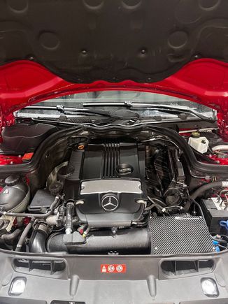 New engine bay look. Aluminum Valve cover and modal works intake. “Like nothing happened”