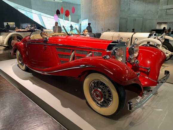 1936 Mercedes-Benz 500K Spezial-Roadster
Top speed:  100 mph.
342 produced.