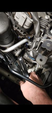 Remove GND clamp from engine at once