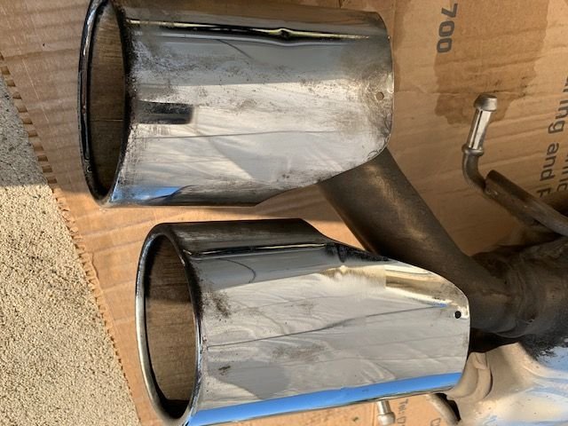 Engine - Exhaust - 08-15 W204 C63 complete exhaust system from resonator and back to the mufflers - Used - 2008 to 2015 Mercedes-Benz C63 AMG - Gardena, CA 90247, United States