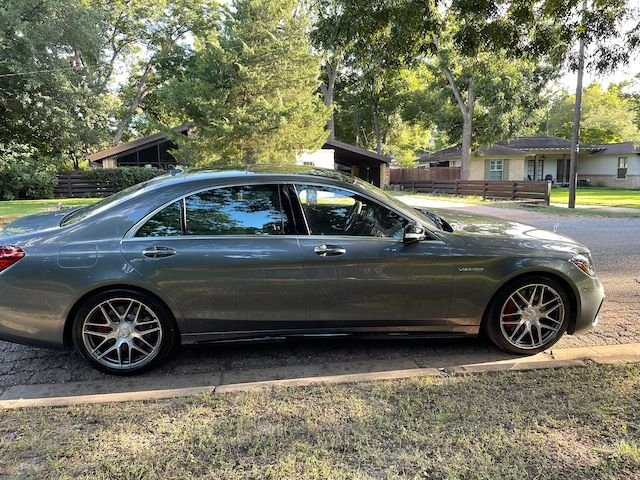 2020 Mercedes-Benz S63 AMG - Very Low Mileage 2020 S 63 AMG FS - Used - VIN VIN: WDDUG8JB1LA5 - 3,787 Miles - 8 cyl - AWD - Manual - Sedan - Gray - Dallas, TX 75209, United States
